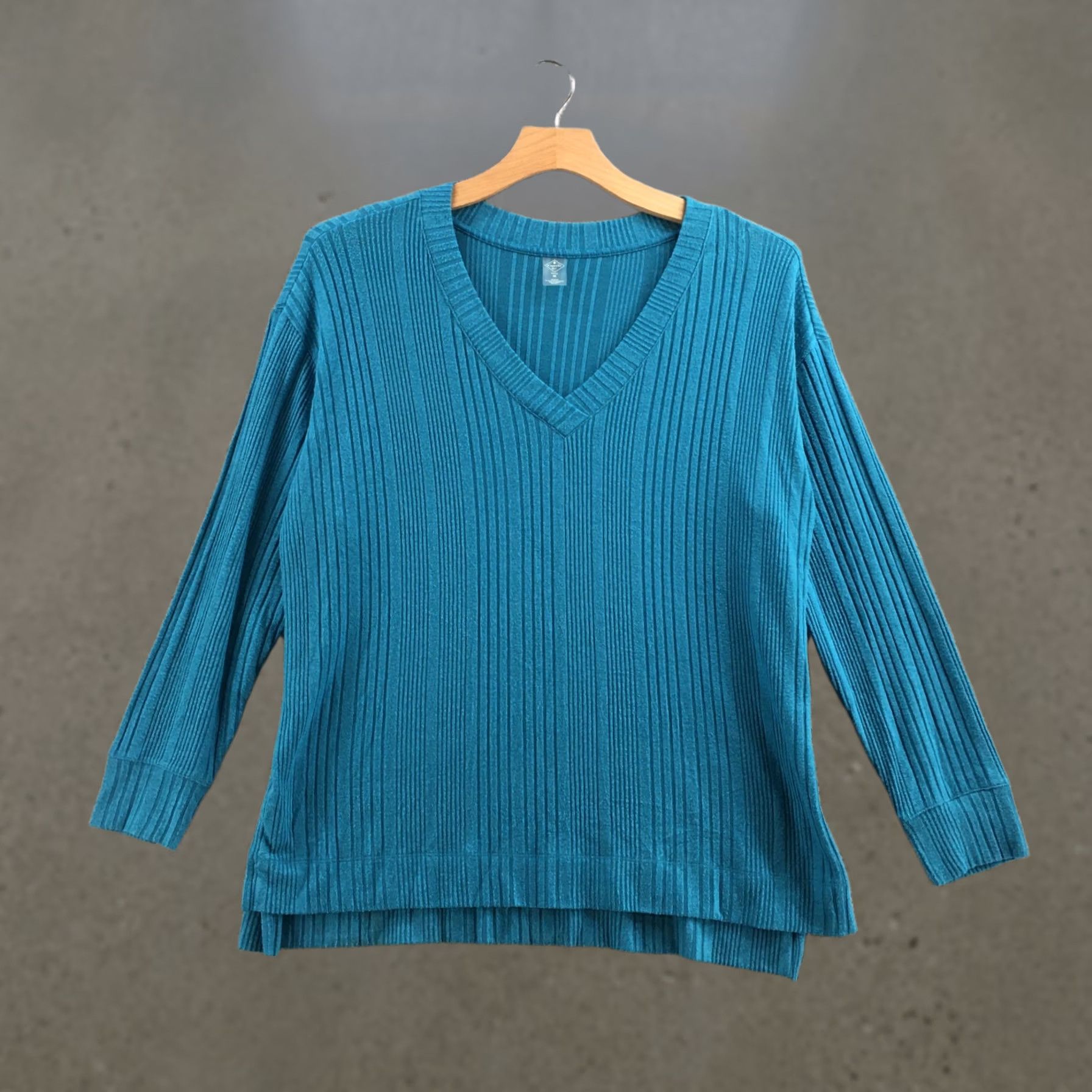 Vintage St Johns Bay Ribbed Knit Top Womens 1X Plus Blue V-Neck Long Sleeve Casual NEW T-Shirt Regular Womens Blue 1X Plus Size XL / US 12-14 / IT 48-50 - 1 Thumbnail