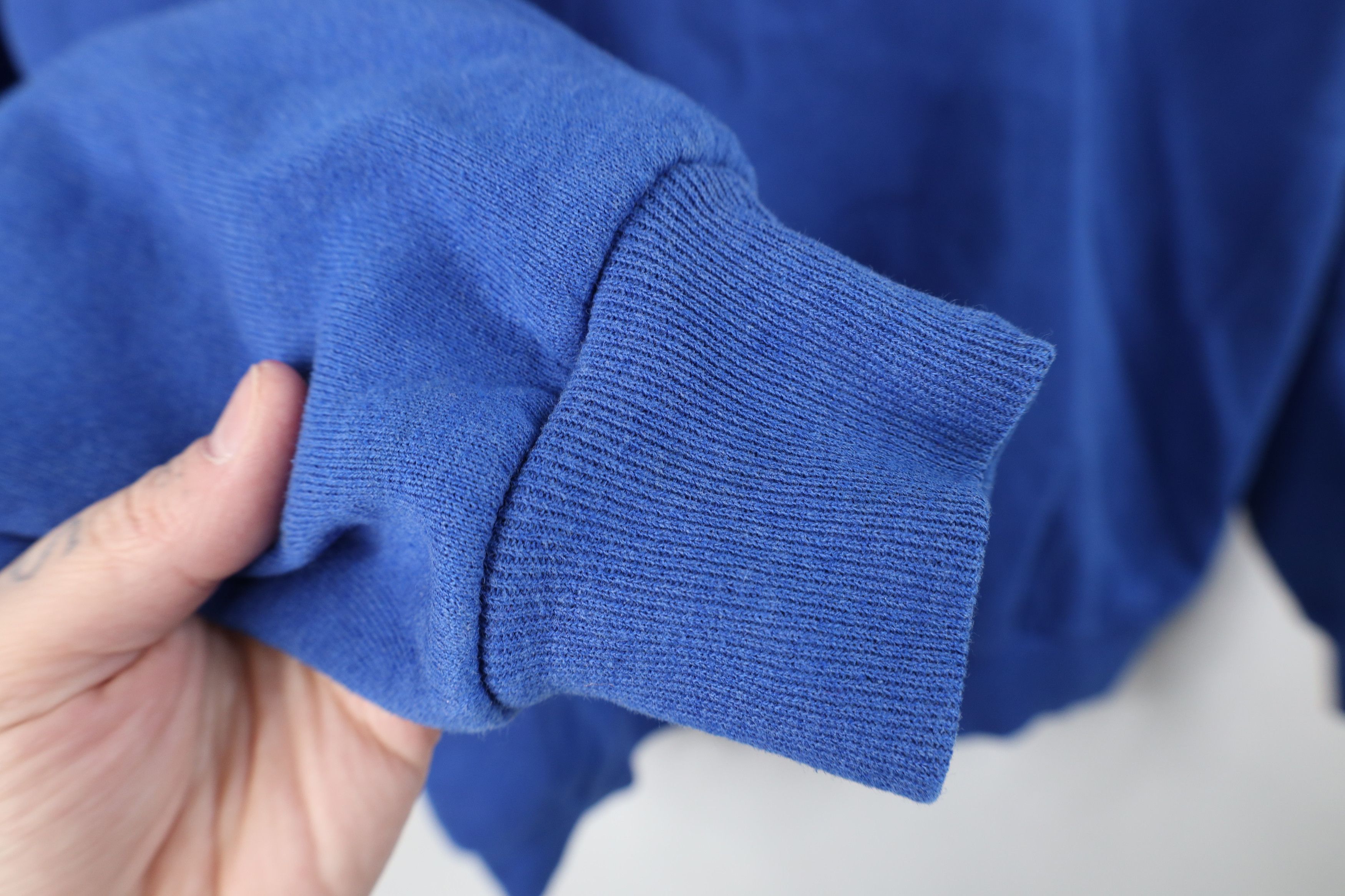 Vintage Vintage 90s Streetwear Crewneck Sweatshirt Royal Blue USA Size US XL / EU 56 / 4 - 9 Thumbnail