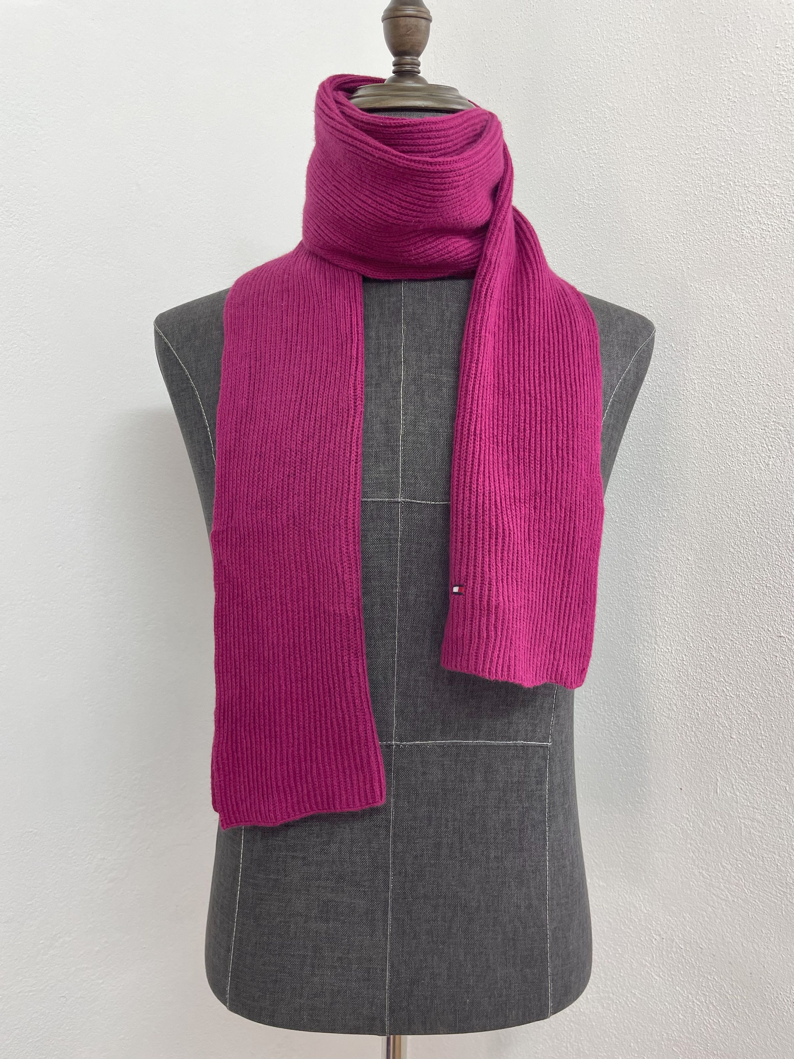 Tommy Hilfiger Tommy Hilfiger Scarf / Muffler - 6149 Size ONE SIZE - 1 Thumbnail