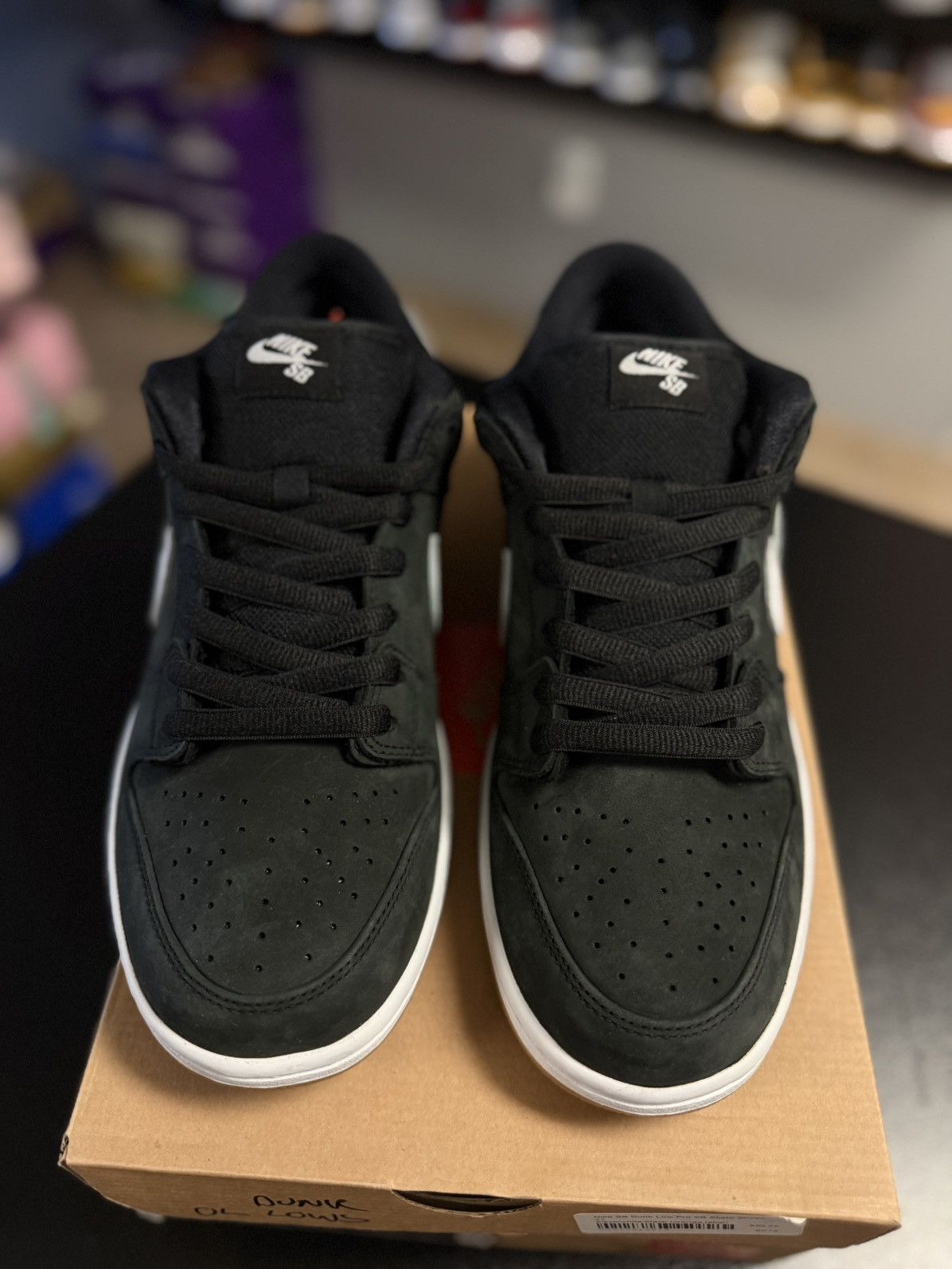 Nike Mens Size 11 - Nike SB Dunk Low Pro Black Gum Orange Label Size US 11 / EU 44 - 3 Thumbnail