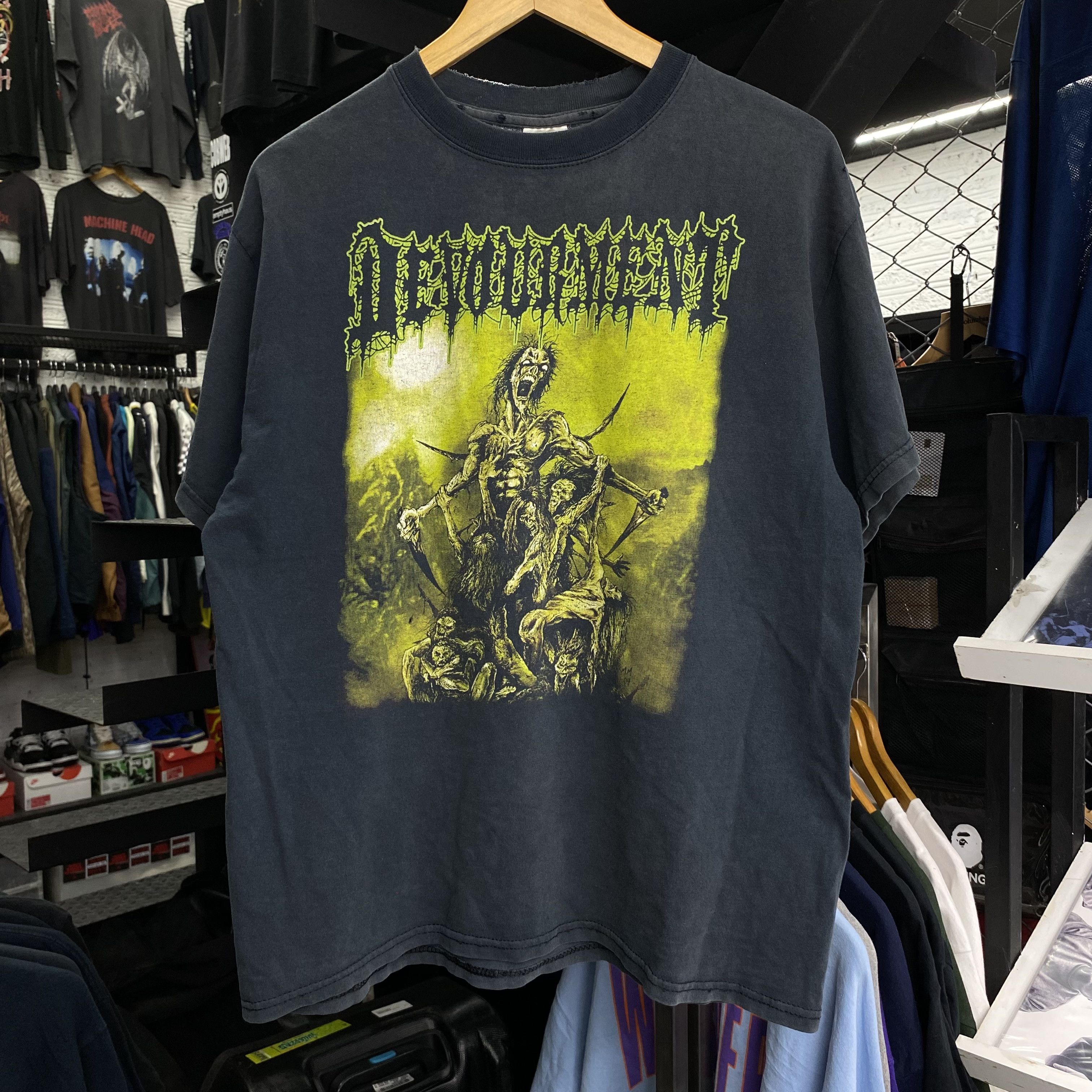 Band Tees DEVOURMENT Butcher The Weak Rare Vintage 2004 Size US L / EU 52-54 / 3 - 1 Thumbnail