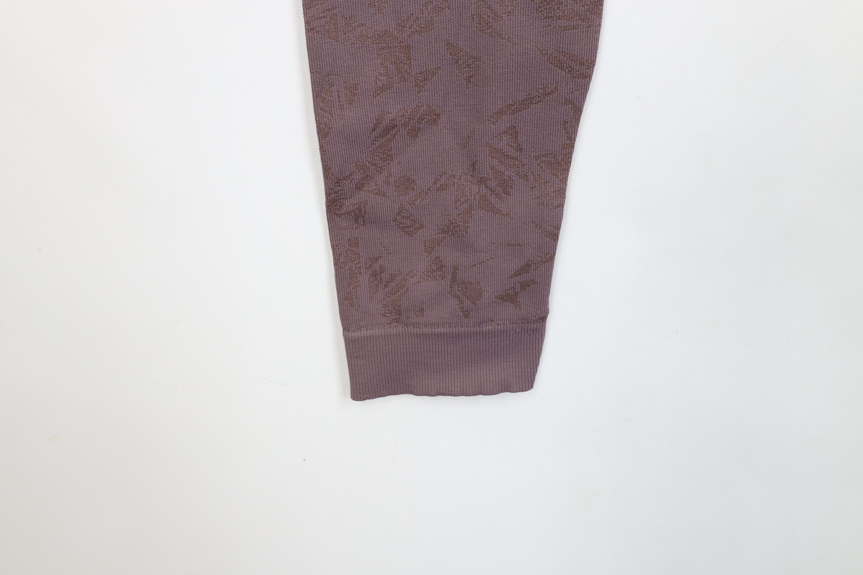 Gymshark × Vintage Gymshark Geometric Ribbed Spandex Gym Leggings Purple Size 25" / US 0 / IT 36 - 12 Thumbnail