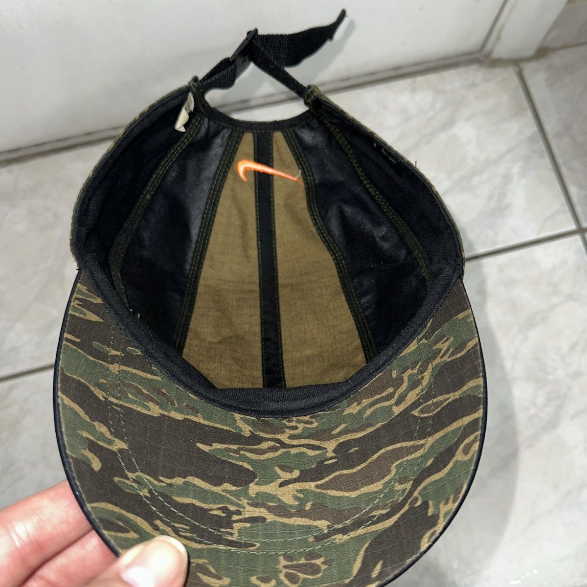 Nike Nike x Carhartt Nrg Tailwind Cap Camo AV4783-010 Rare Vintag Size ONE SIZE - 5 Thumbnail