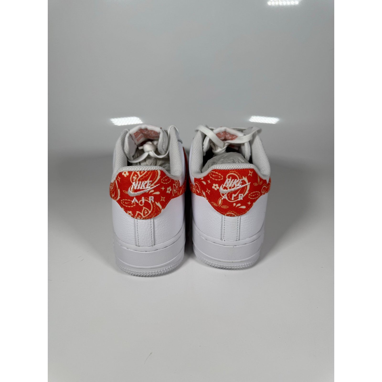 Nike Women’s Air Force 1 paisley orange rush DJ9942-102 size 12 Size US 12 / IT 42 - 4 Thumbnail
