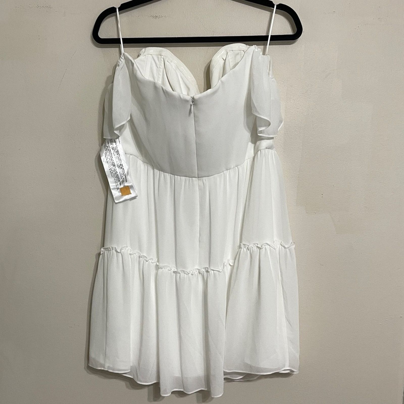 Dress the Population Dress the Population Off-the-Shoulder Dress White Size XL Size XL / US 12-14 / IT 48-50 - 6 Thumbnail