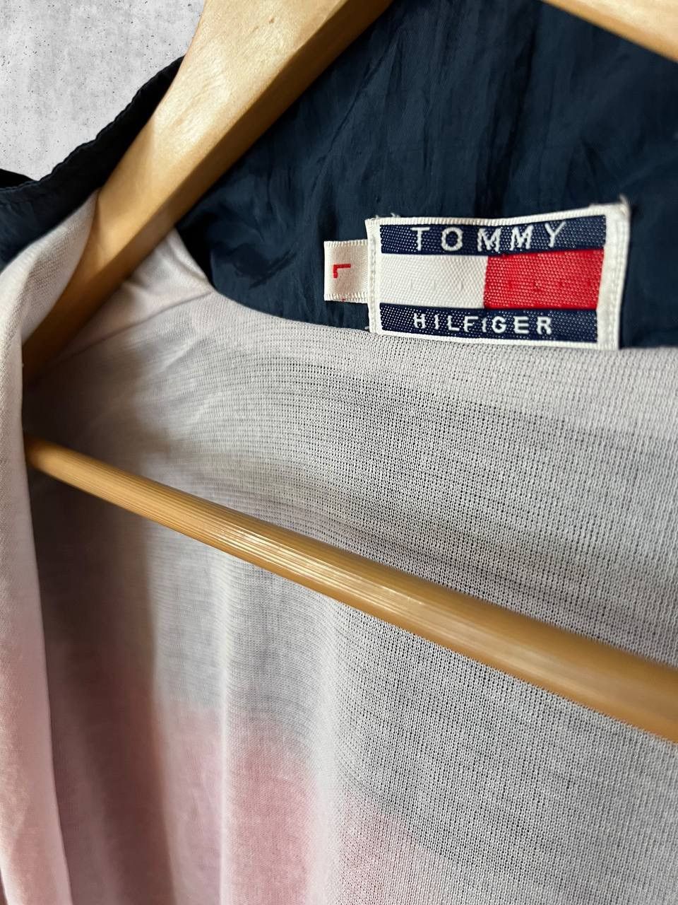 Tommy Hilfiger TOMMY HILFIGER USA Vintage Bomber NYLON TRACK Jacket Size US L / EU 52-54 / 3 - 12 Thumbnail