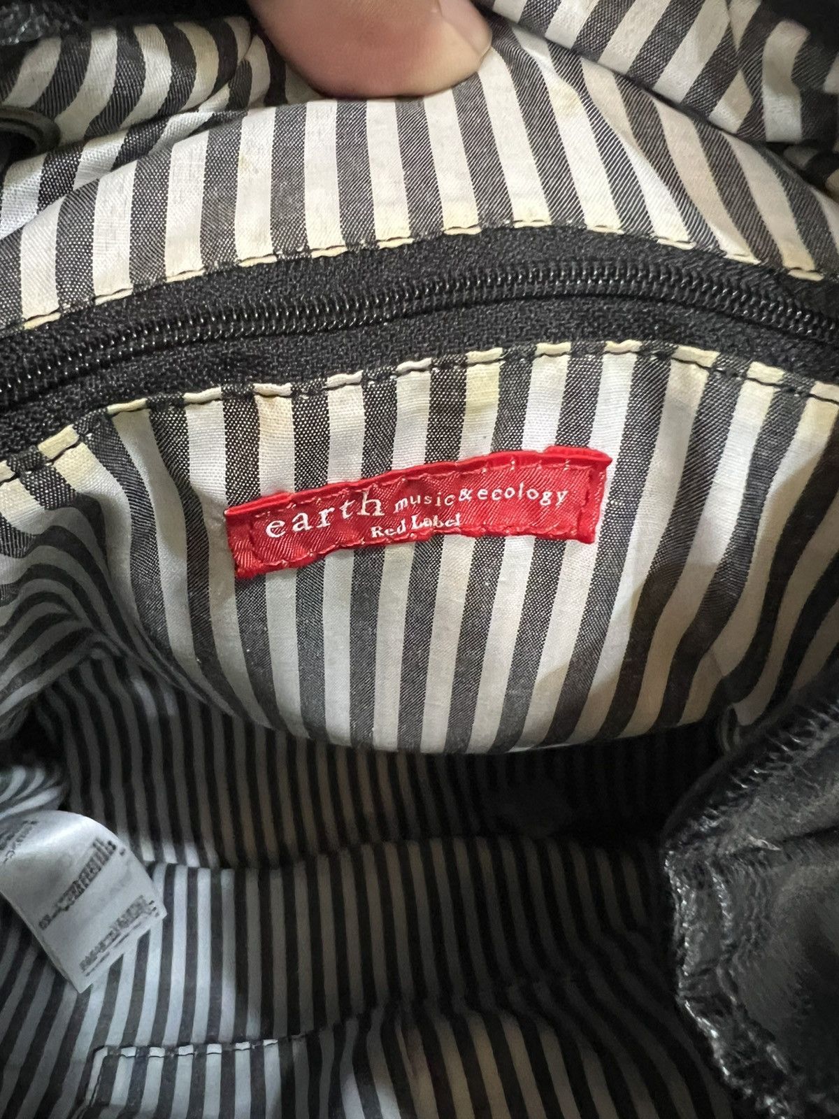 Yohji Yamamoto Earth Japanese Brand Leather Backpack Size ONE SIZE - 6 Thumbnail
