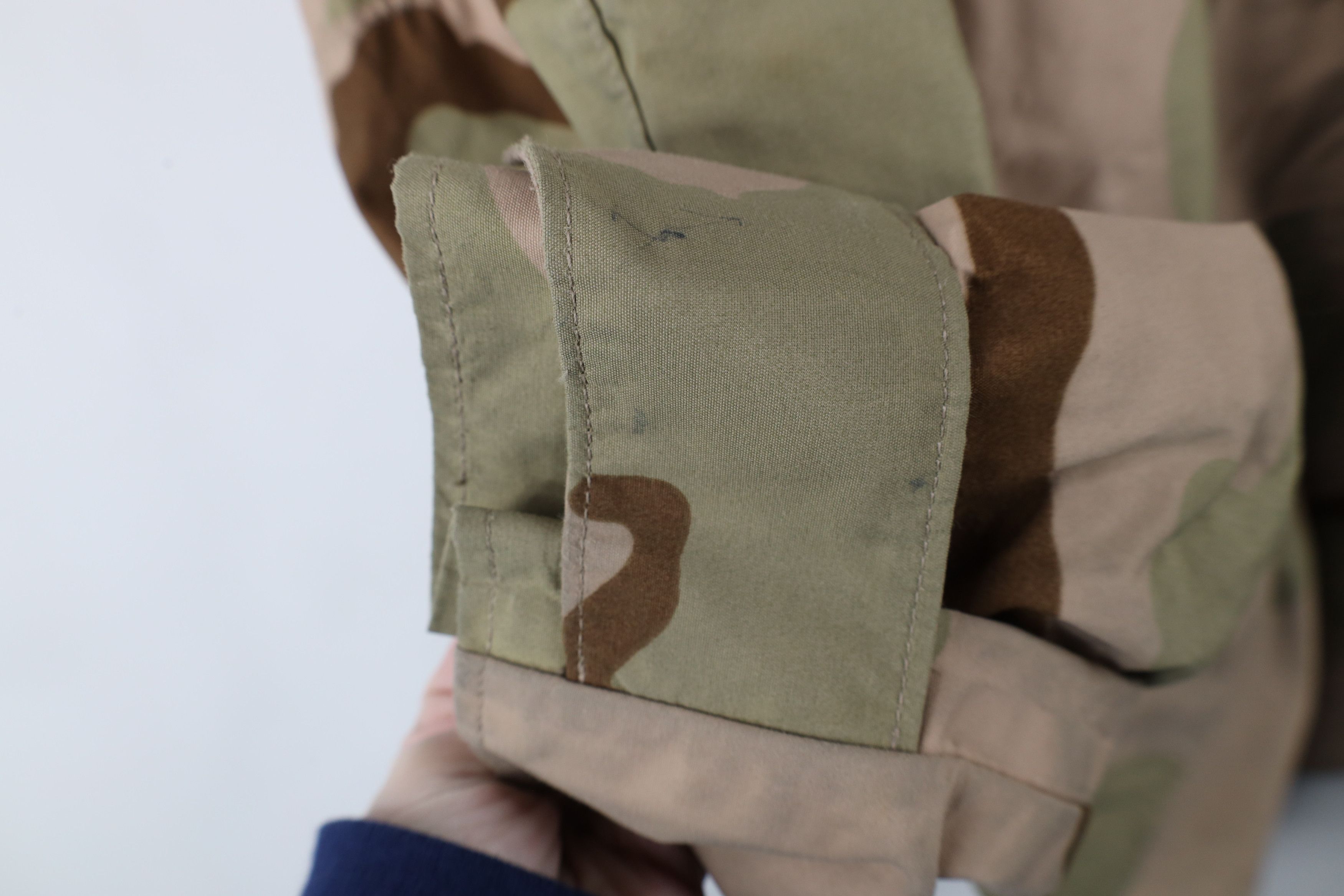 Vintage Vintage USGI Desert Camouflage Cold Weather Parka Jacket Size US L / EU 52-54 / 3 - 7 Thumbnail