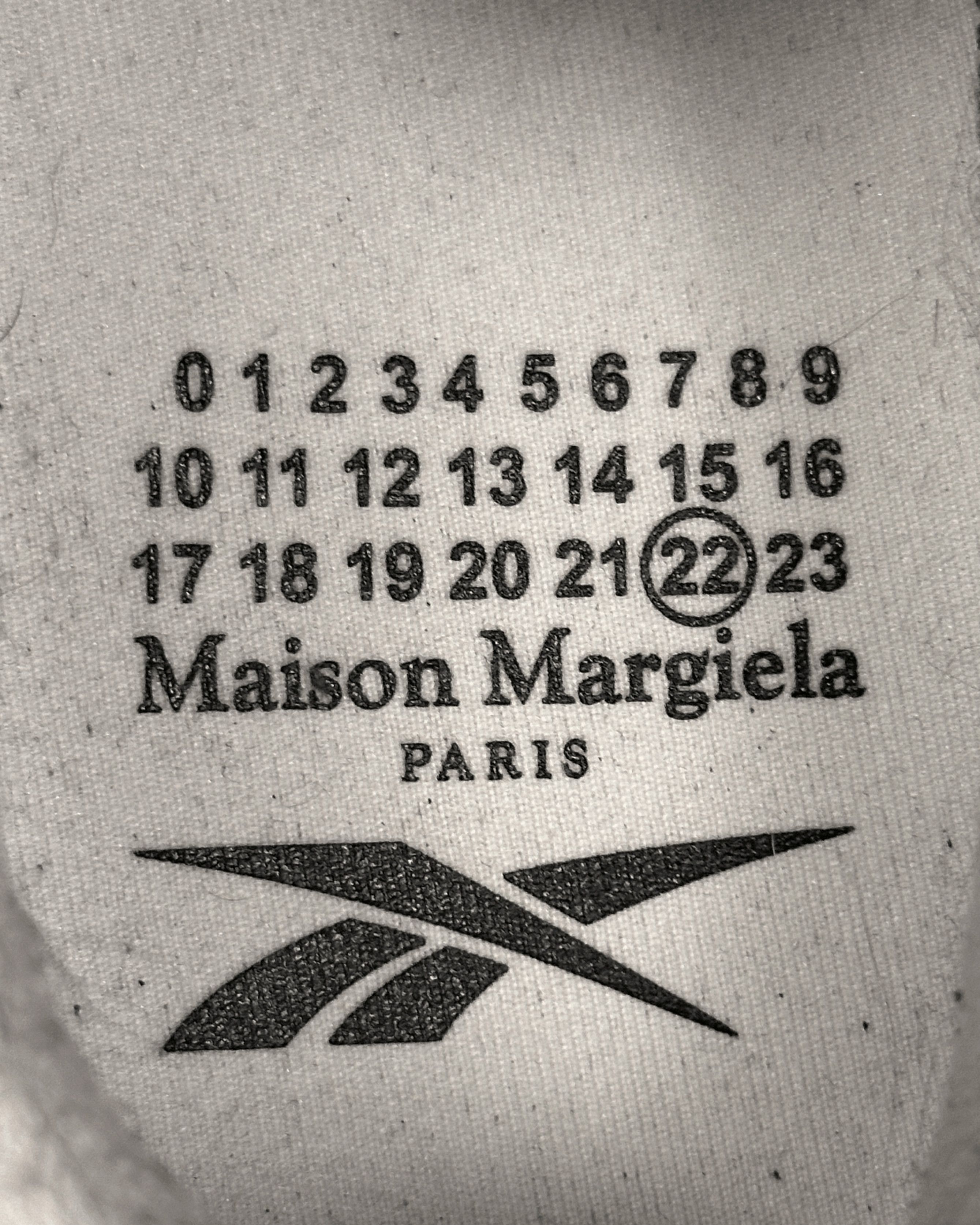 Maison Margiela × Reebok Maison Margiela X Reebok Project 0 CL Memory Of V2 Size US 8 / EU 41 - 11 Thumbnail