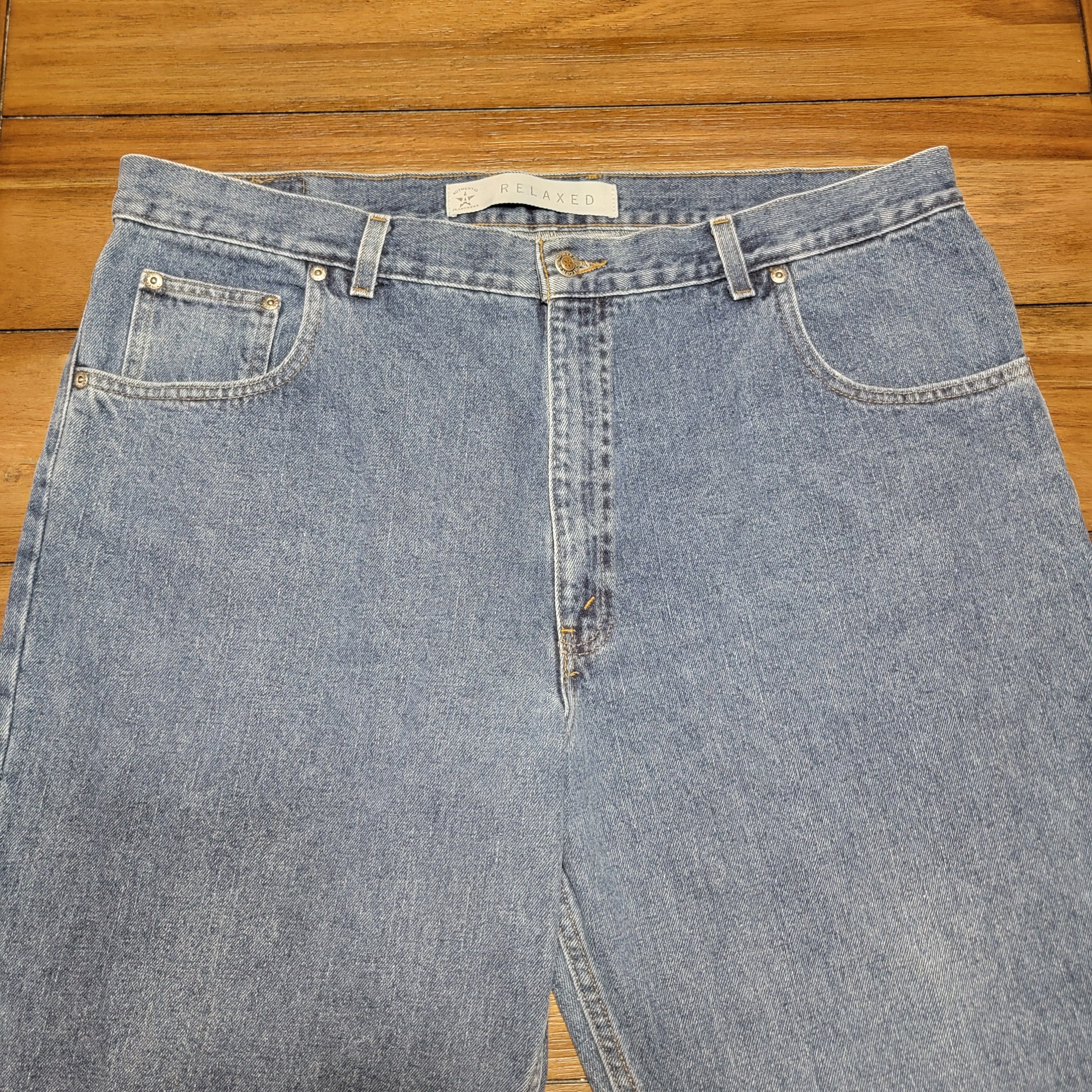 Arizona Jean Co. Arizona Premium Denim Relaxed Fit Jeans - Size 42 X 30 Size US 42 / EU 58 - 2 Thumbnail