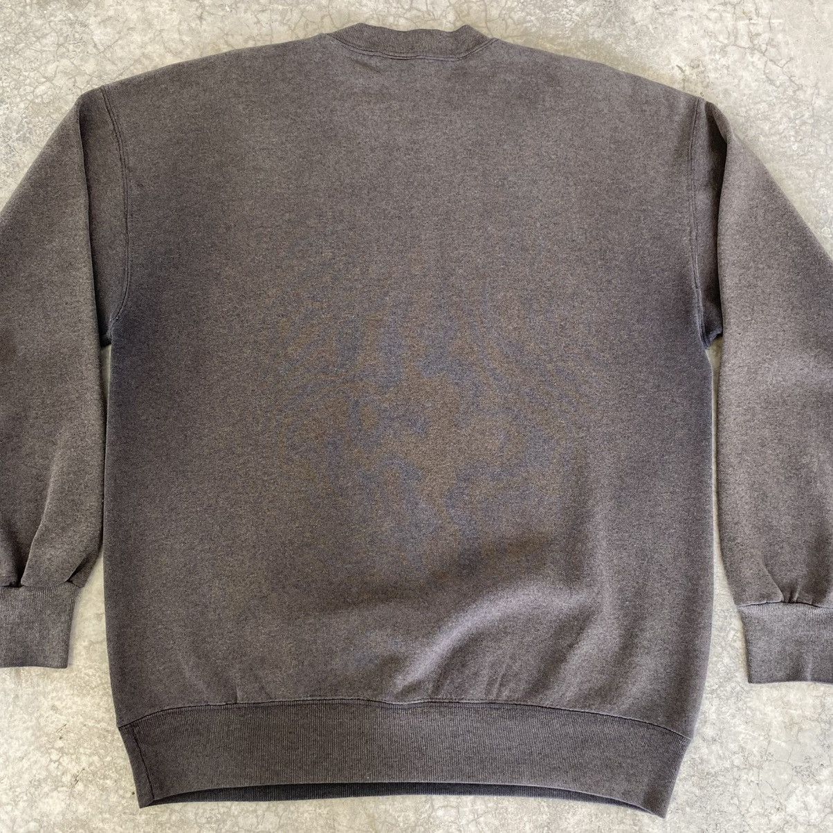 NBA VTG 90’s Chicago Bulls MJ Sun Faded Crewneck Sweatshirt Size US L / EU 52-54 / 3 - 15 Thumbnail