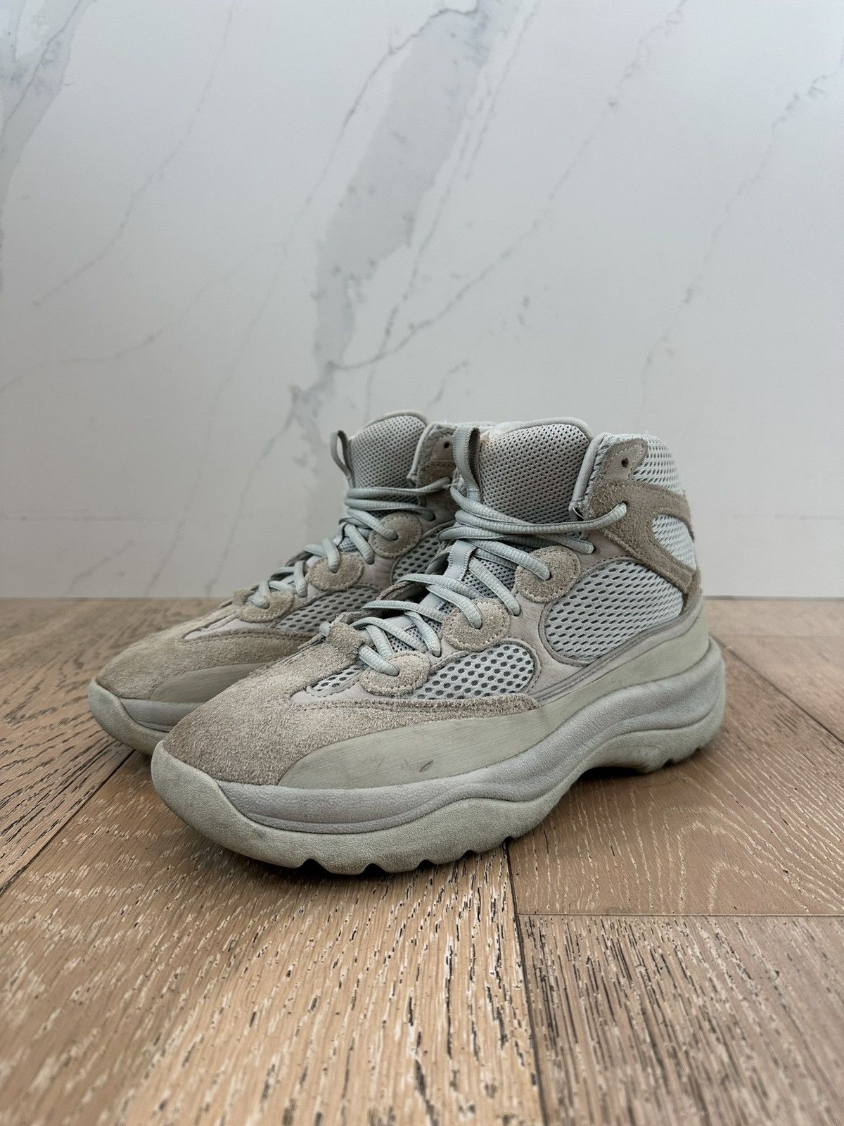 Yeezy Yeezy Desert Boot Salt Size US 9.5 / EU 42-43 - 1 Thumbnail