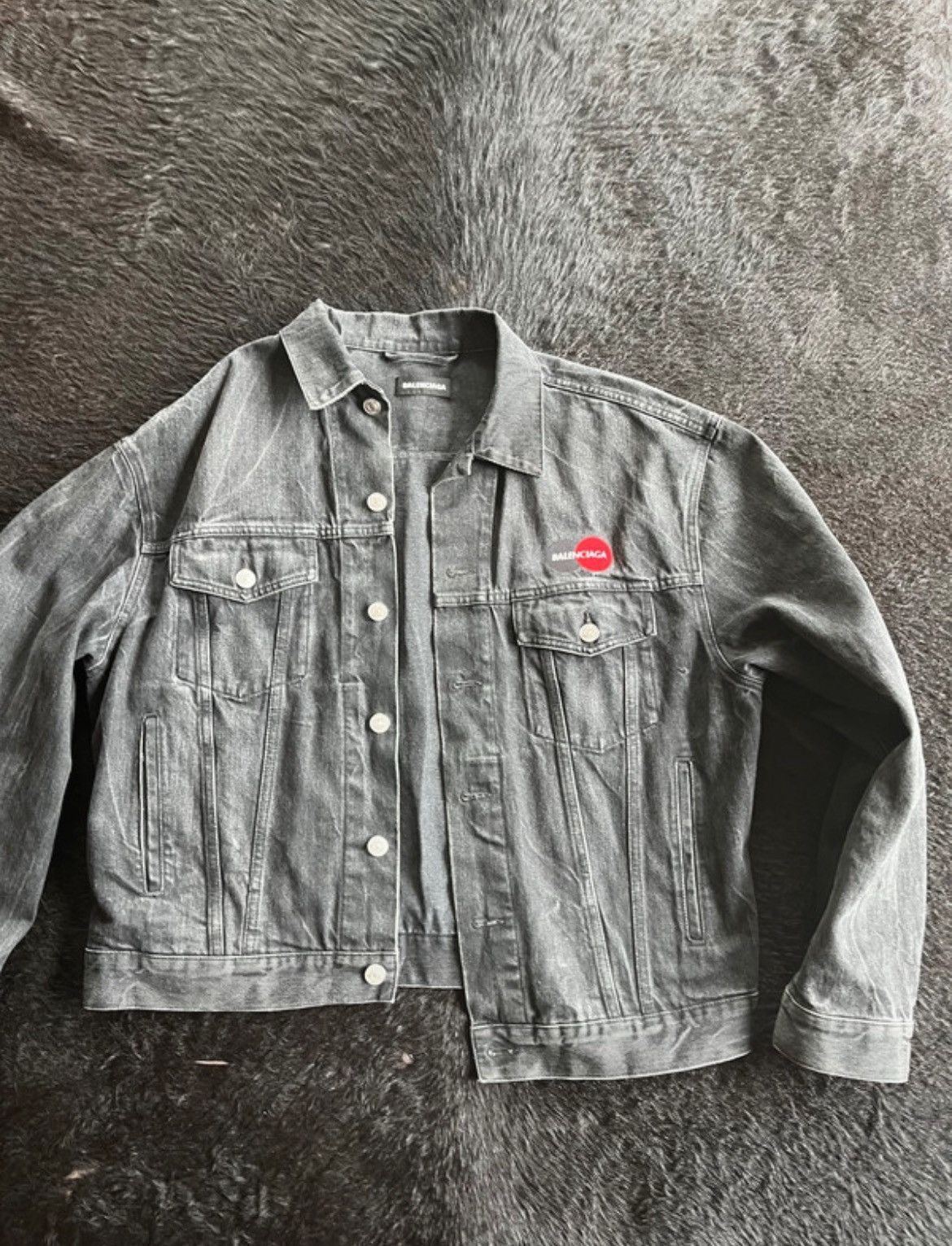 BALENCIAGA MasterCardパロディーデニムジャケット グレー BALENCIAGA MasterCardパロディーデニムジャケット グレー