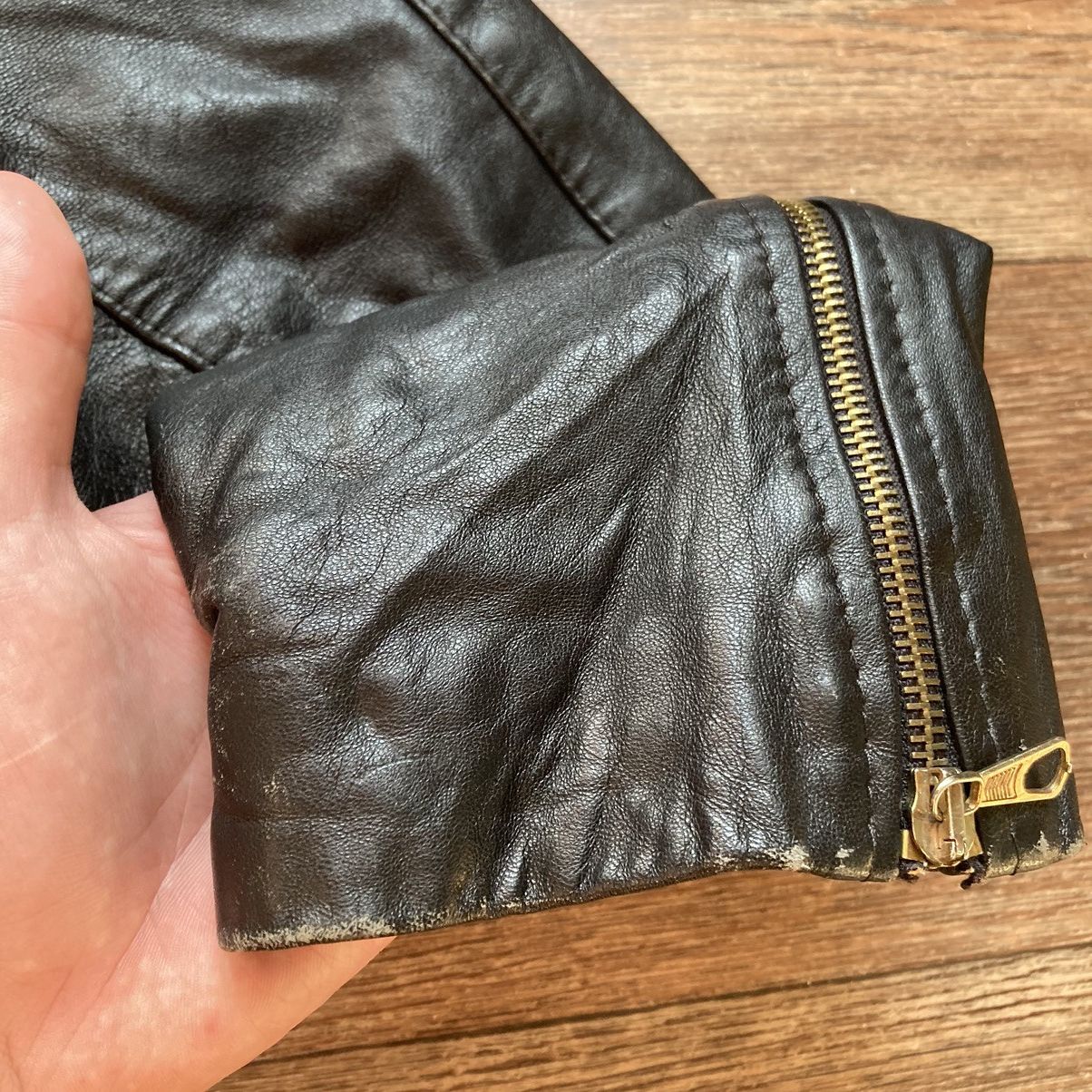 20471120 Vintage Italian Punk Leather Jacket 80’s Avant Garde Style Size S / US 4 / IT 40 - 6 Thumbnail