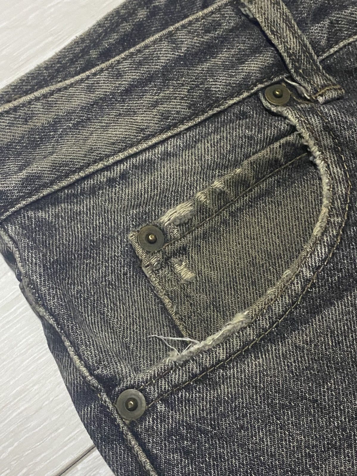 Japanese Brand Japanese Brand Mud Wash Denim Tappered Leg Jeans Size US 31 - 9 Thumbnail