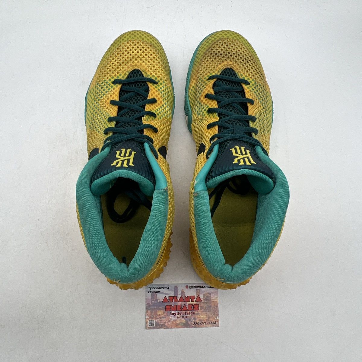 Nike Kyrie 1 letterman Size US 13 / EU 46 - 6 Thumbnail