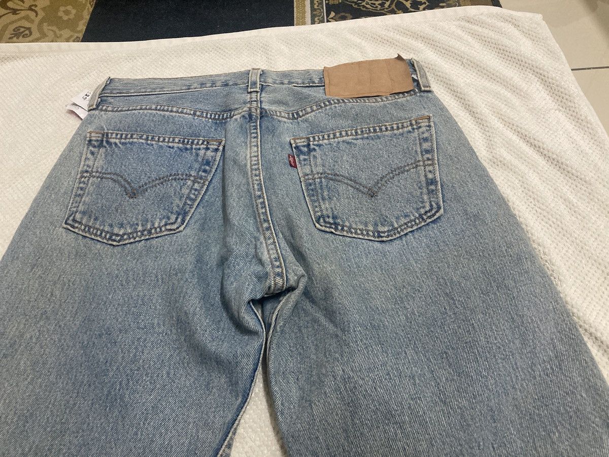 Levi's Vintage Y2K Levis 501 jeans Made in Honduras for Men Size US 30 / EU 46 - 10 Thumbnail