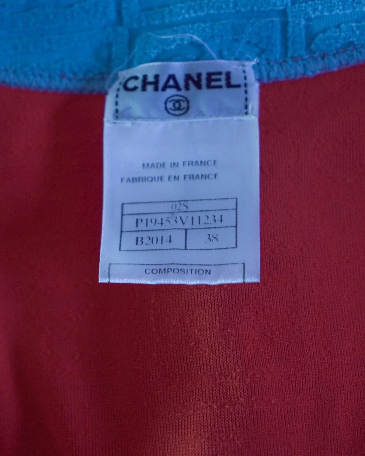 Chanel Chanel Red Terry Cloth Crop Top Size S / US 4 / IT 40 - 6 Thumbnail