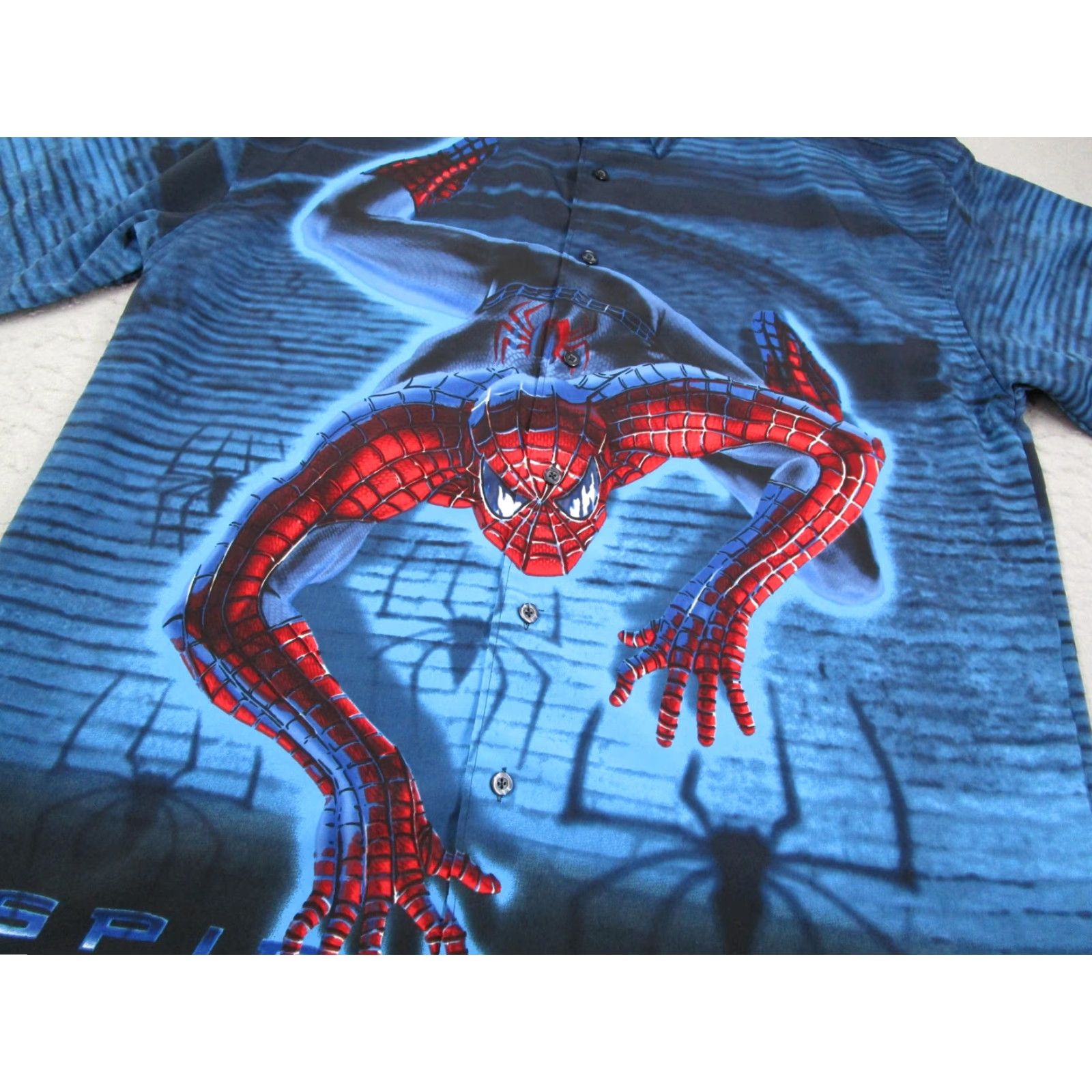 Vintage VINTAGE Spider-Man Shirt Mens XL Blue Marvel Graphic Short Sleeve Button Up Y2K Size US XL / EU 56 / 4 - 2 Thumbnail
