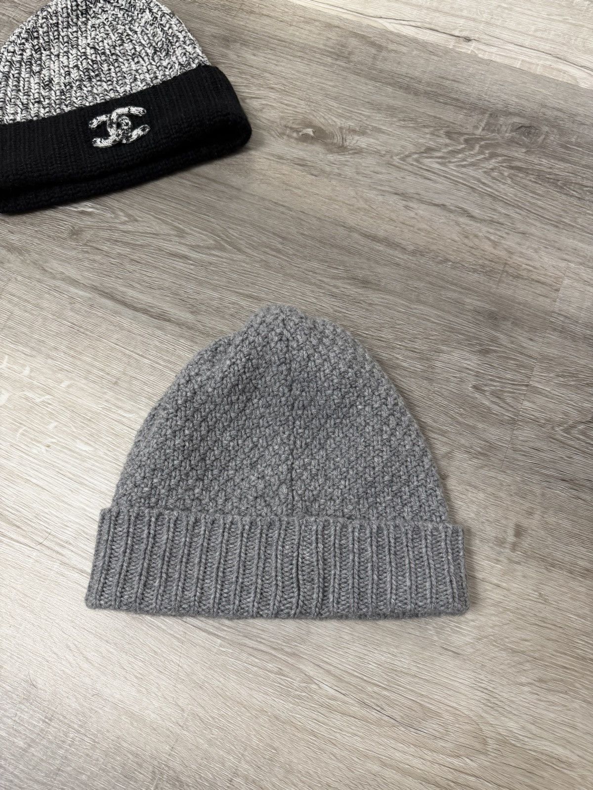 Chanel Chanel Cashmere Beanie Grey Size ONE SIZE - 4 Thumbnail