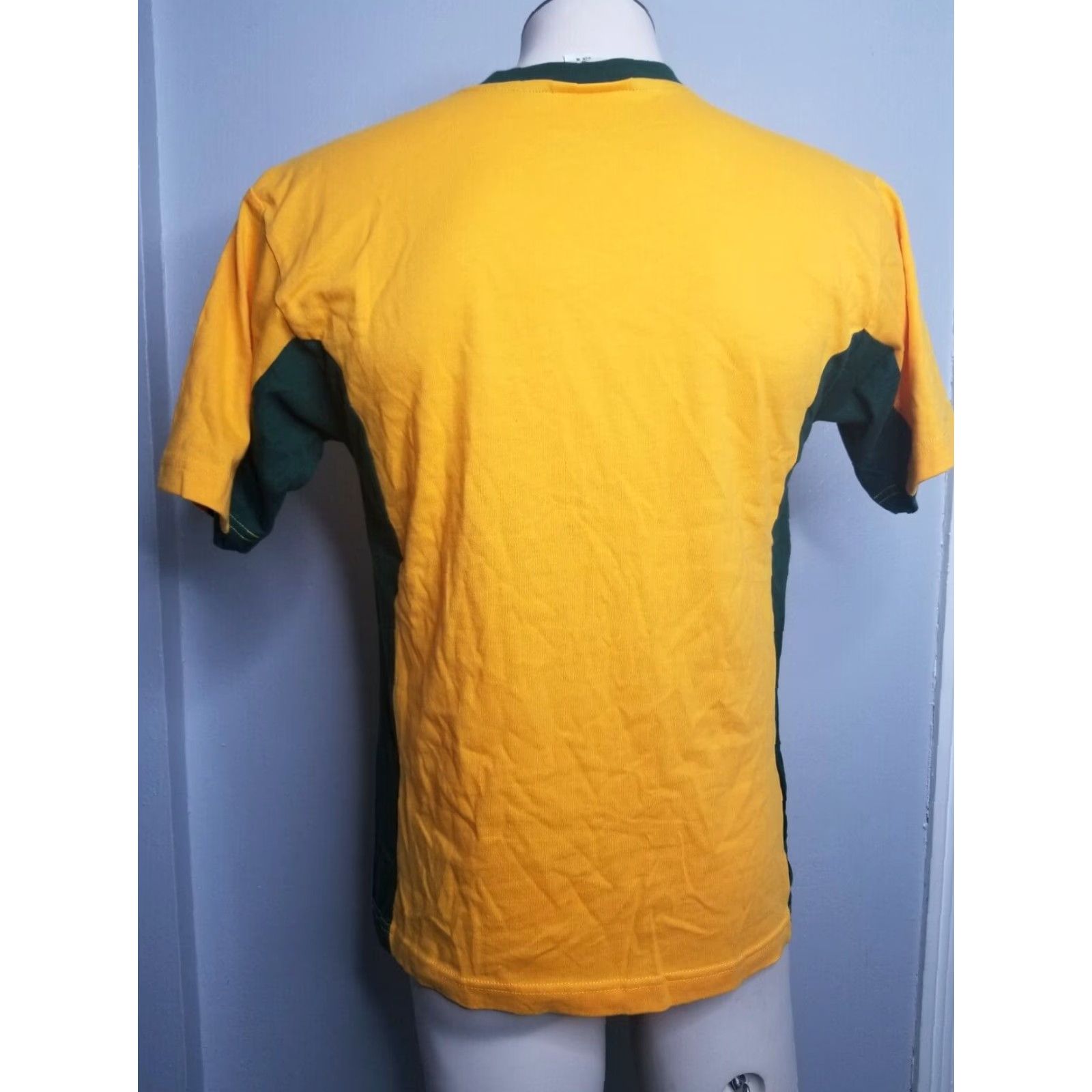 Vintage VINTAGE Gooses T Shirts Shirts S Australia Jersey Souvenir Flag Print V-Neck 100% Cotton Graphic Tee Yellow Mens Size US S / EU 44-46 / 1 - 3 Thumbnail