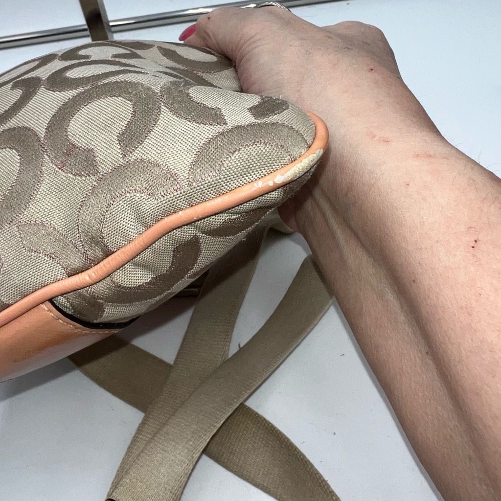 Coach COACH SIGNATURE OP ART JULIA CROSSBODY SWINGPACK **NO HANGTA Size ONE SIZE - 7 Thumbnail
