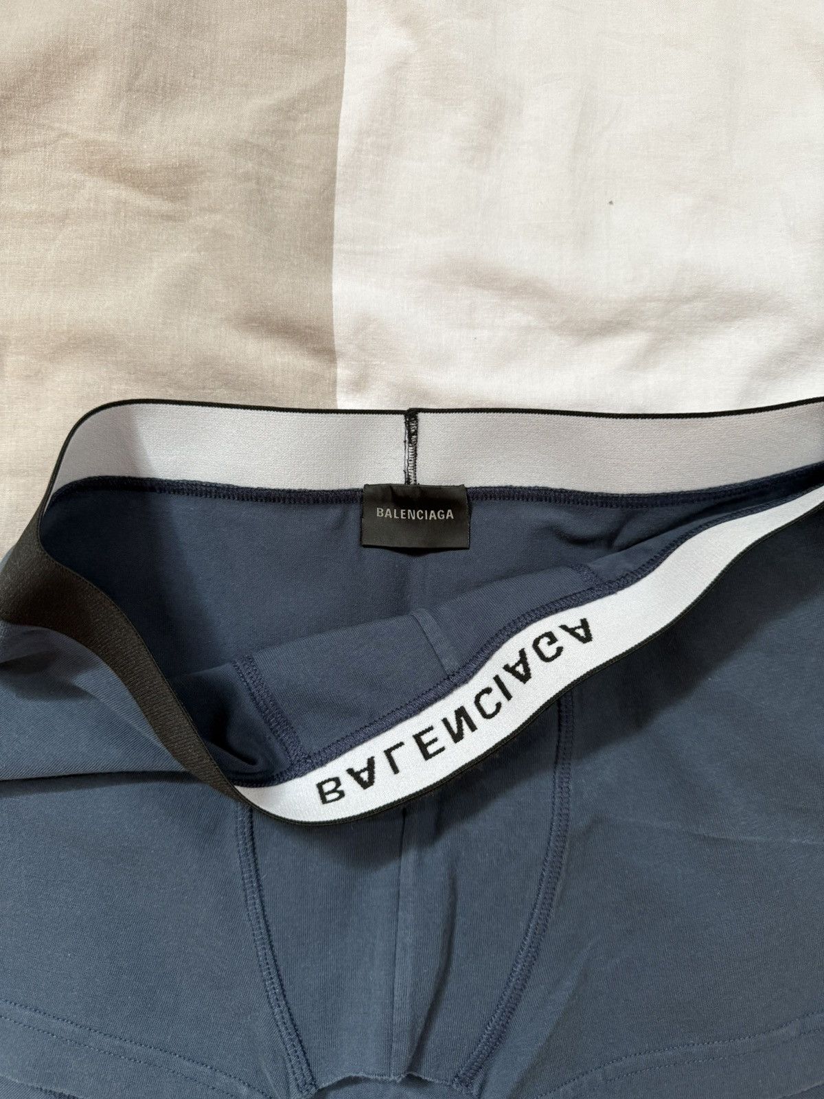 Balenciaga Balenciaga Skirt boxers Size 26" / US 2 / IT 38 - 3 Thumbnail