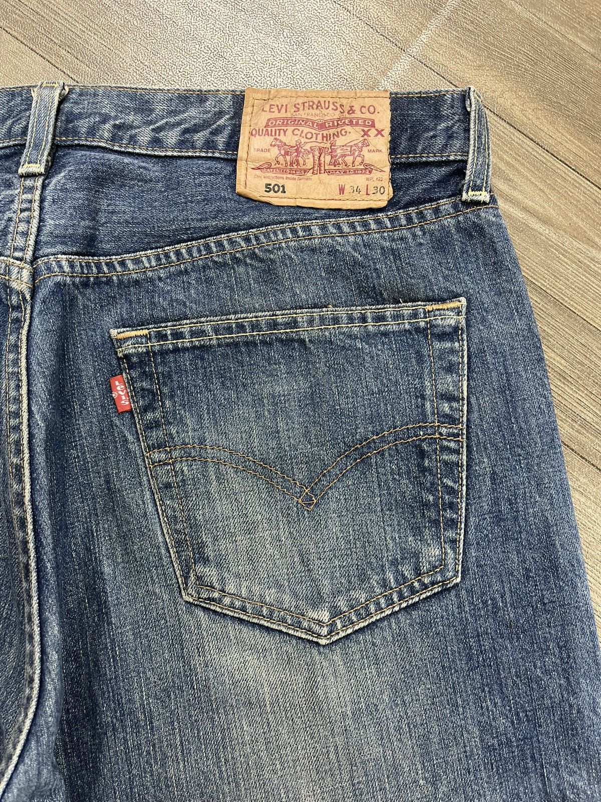 Levi's Vintage Clothing 🇹🇷1990s Vintage Levis 501 34x30 Distressed Faded Blue Jeans Size US 34 / EU 50 - 15 Thumbnail