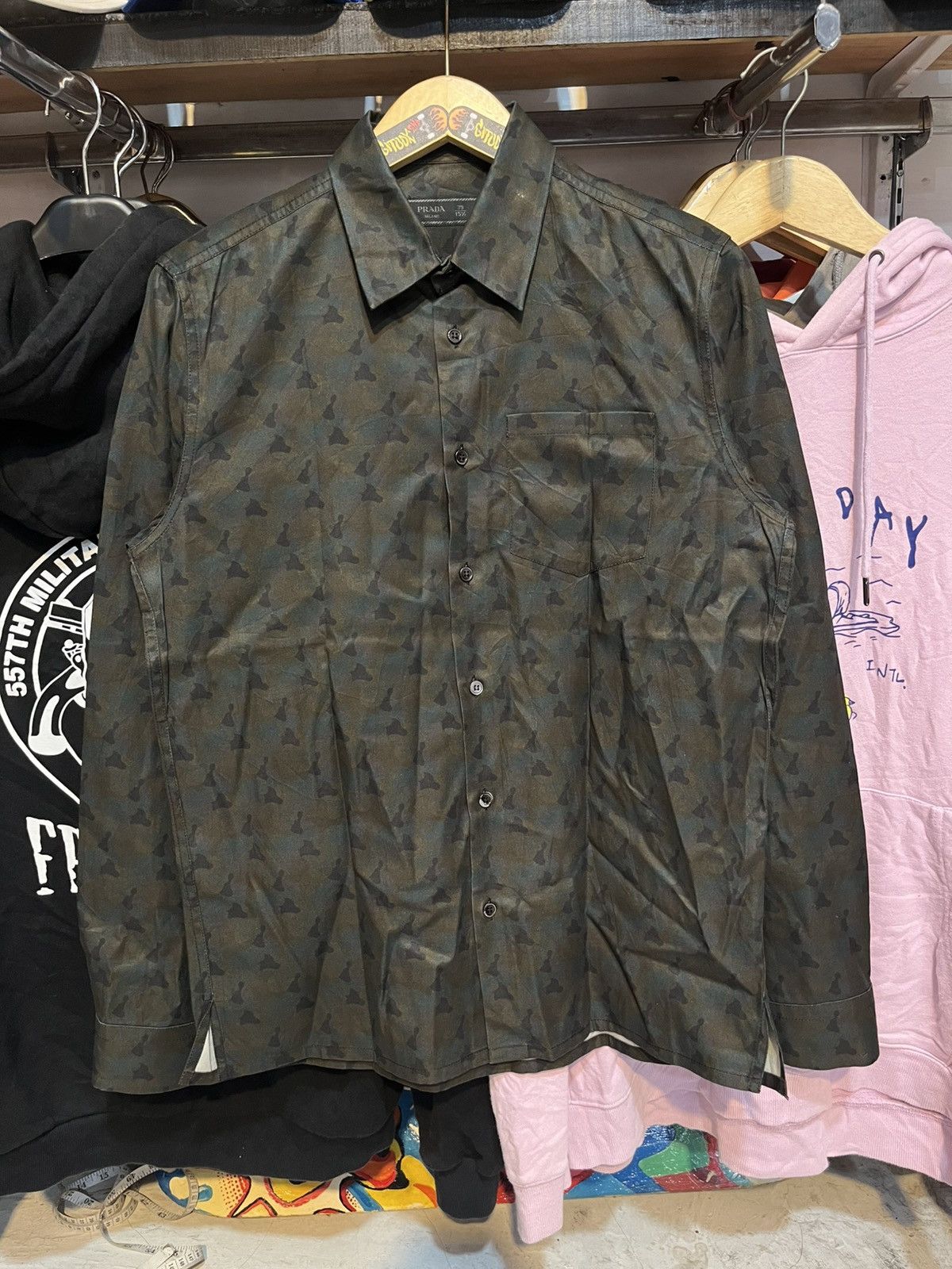Prada PRADA CAMO BUTTON SHIRT Size US M / EU 48-50 / 2 - 2 Thumbnail