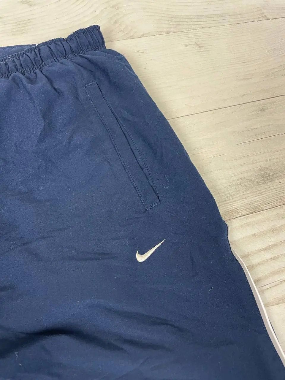 Nike Vintage Nike Track Pants 00s Striped Nylon Swoosh Y2K Baggy Size US 34 / EU 50 - 7 Thumbnail