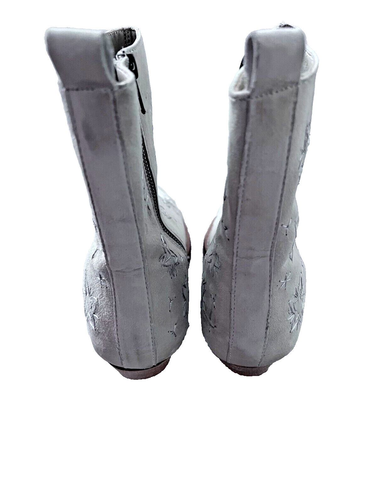 Free People Free People Star Bowers Embroidered Boots Stone ( 38 ) Size US 8 / IT 38 - 6 Thumbnail