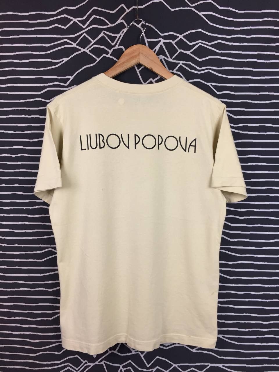 Uniqlo Uniqlo MoMA Museum of Modern Art Liubov Popova Tee Size US M / EU 48-50 / 2 - 10 Thumbnail
