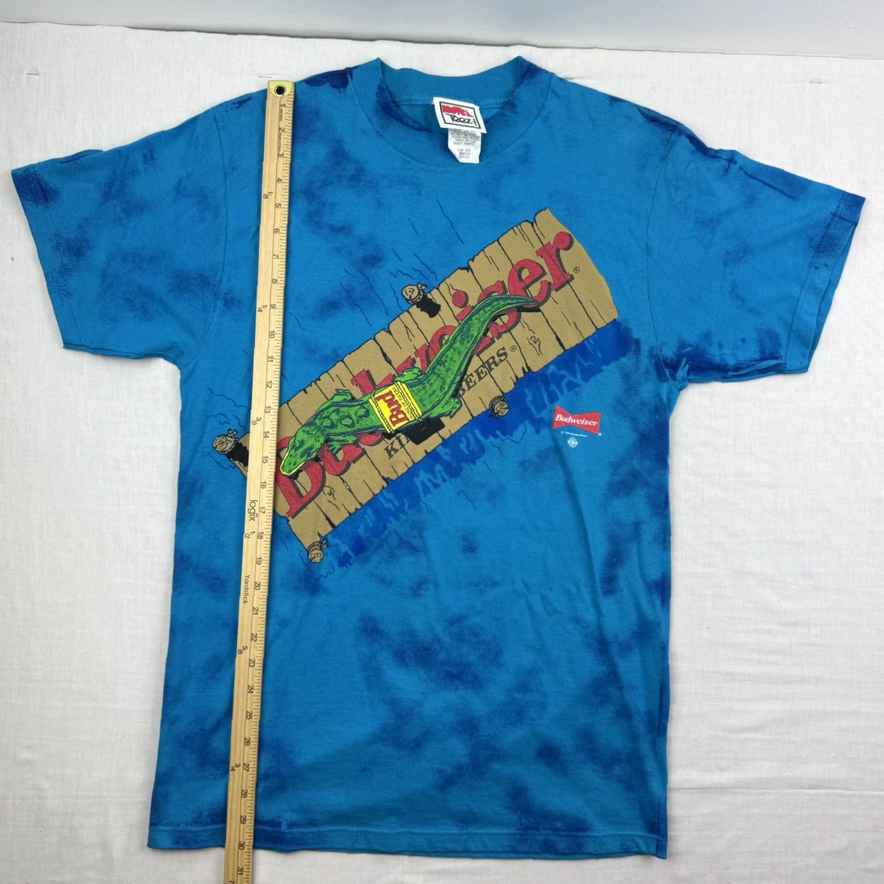 Budweiser VINTAGE Novel Tees Beer T-Shirt Mens Large Blue 90s Alligator Tie Dye Promo Size US L / EU 52-54 / 3 - 7 Thumbnail