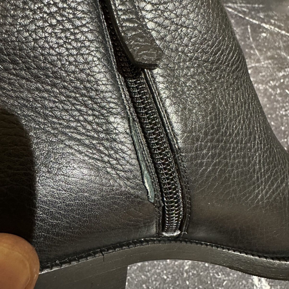 Valentino Valentino Garavani Women’s Leather Boots size 36.5 Size US 6.5 / IT 36.5 - 16 Thumbnail