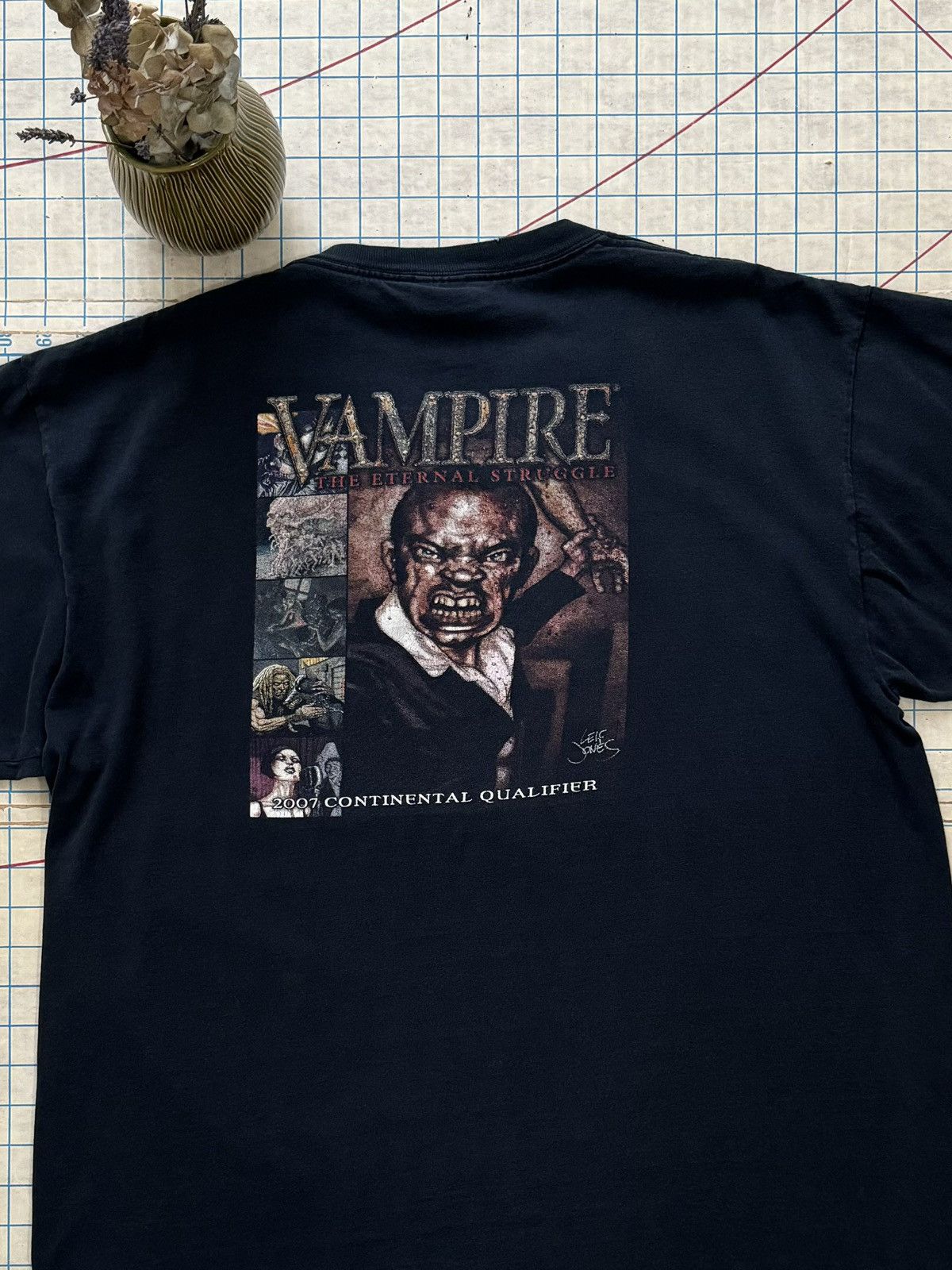 Vintage Vintage Vampire The Eternal Struggle 2007 Finals Graphic Tee Size US XL / EU 56 / 4 - 7 Thumbnail