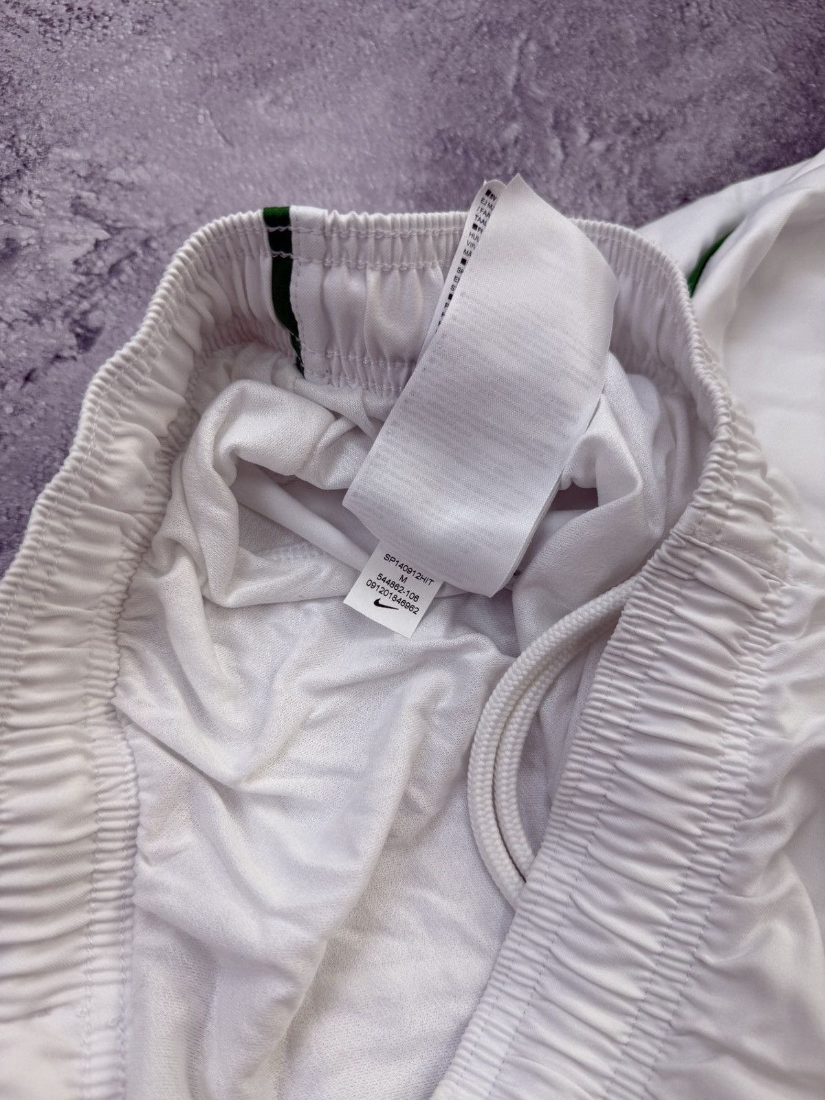 Nike Vintage Y2K Nike Celtic White Soccer Shorts Size US 32 / EU 48 - 13 Thumbnail
