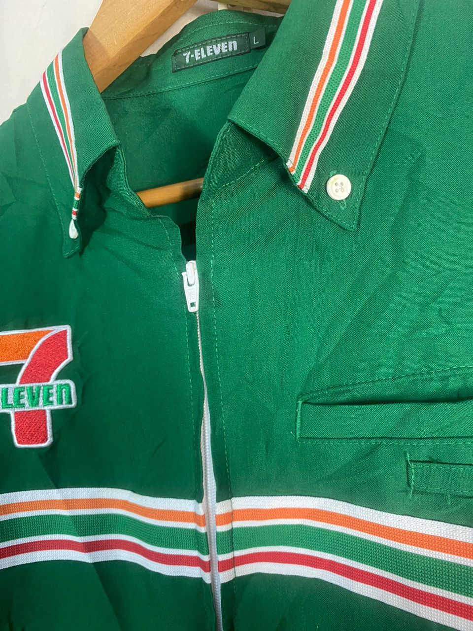 Japanese Brand Vintage 7-eleven spellout uniform zipper shirt Size US L / EU 52-54 / 3 - 9 Thumbnail