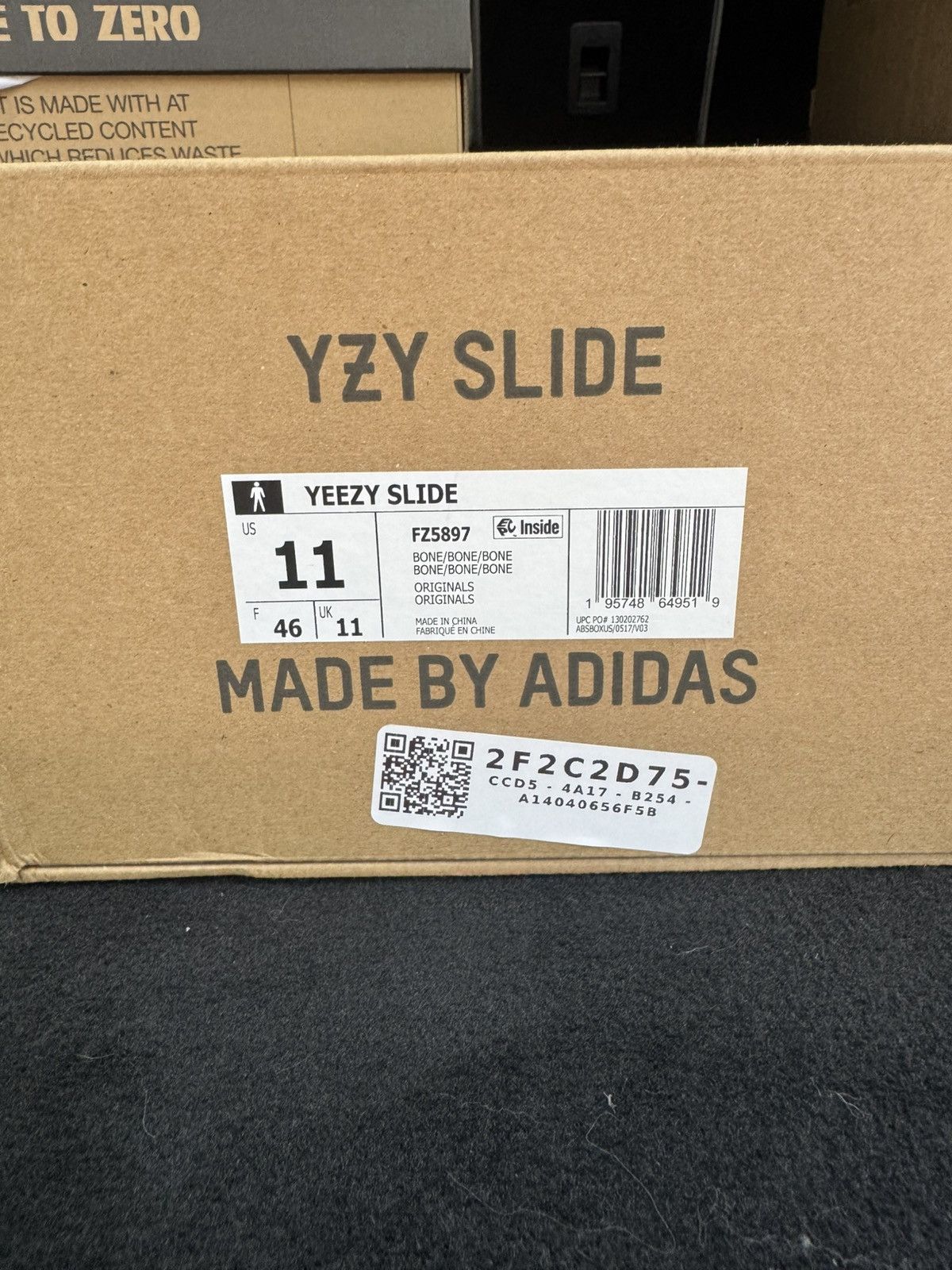 Yeezy Yeezy Slide Bone Size US 11 / EU 44 - 8 Thumbnail