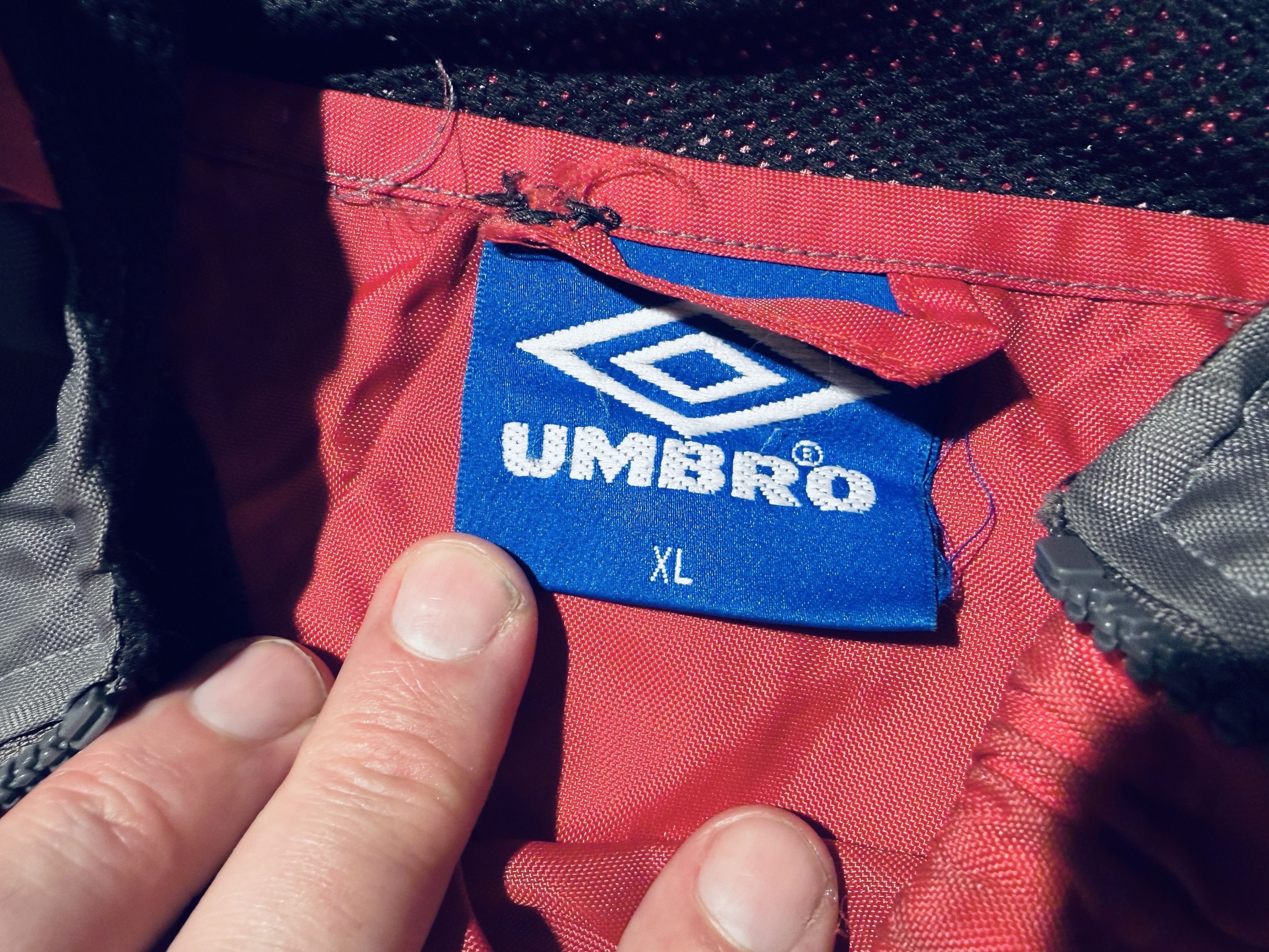 Umbro Manchester United Training Hoodie Jacket 1994 - 1995 Size US XL / EU 56 / 4 - 7 Thumbnail