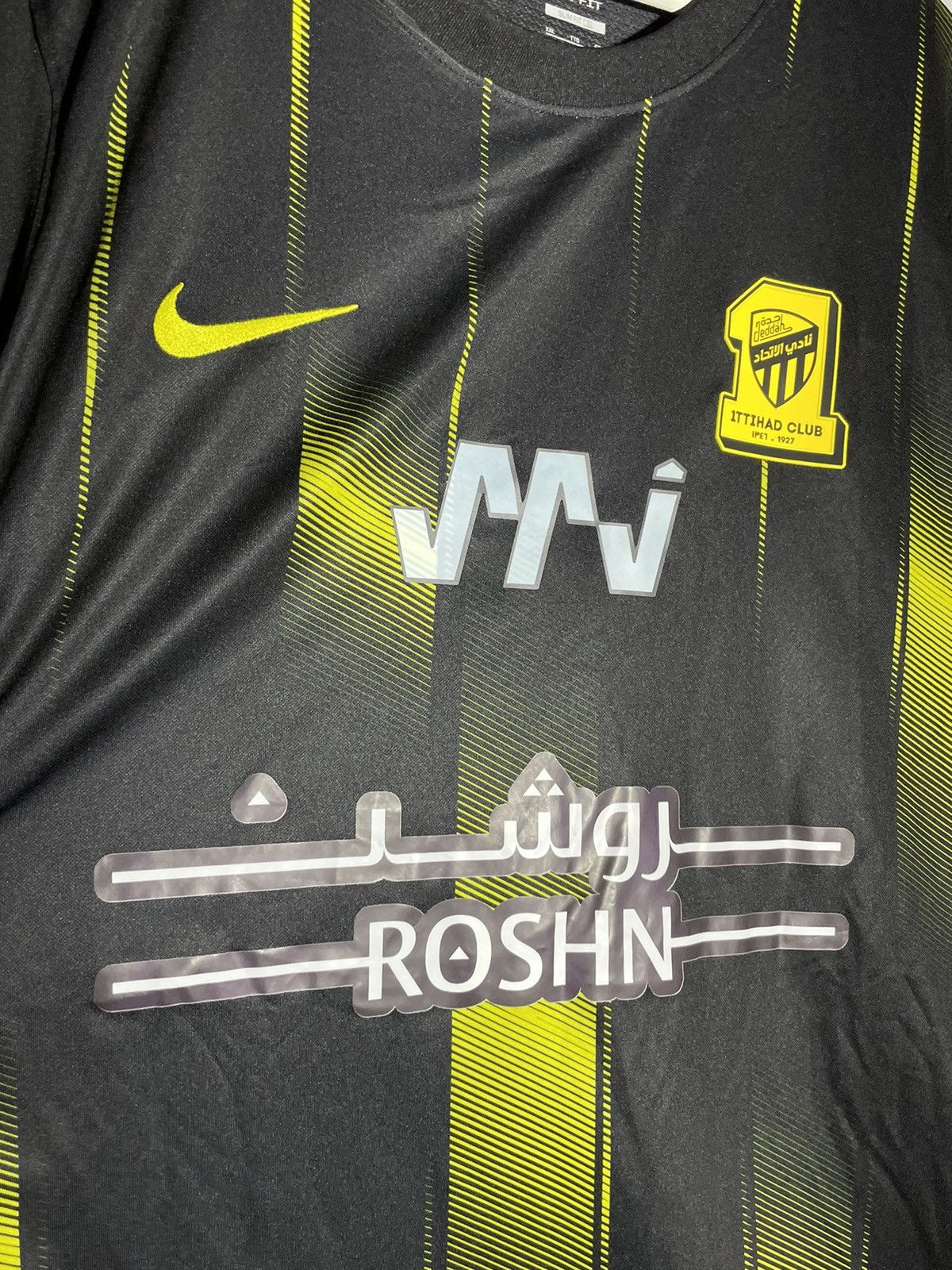 Nike #9 Benzema Al-Ittihad Nike 2023/24 Away NWT Football Shirt Size US XXL / EU 58 / 5 - 6 Thumbnail