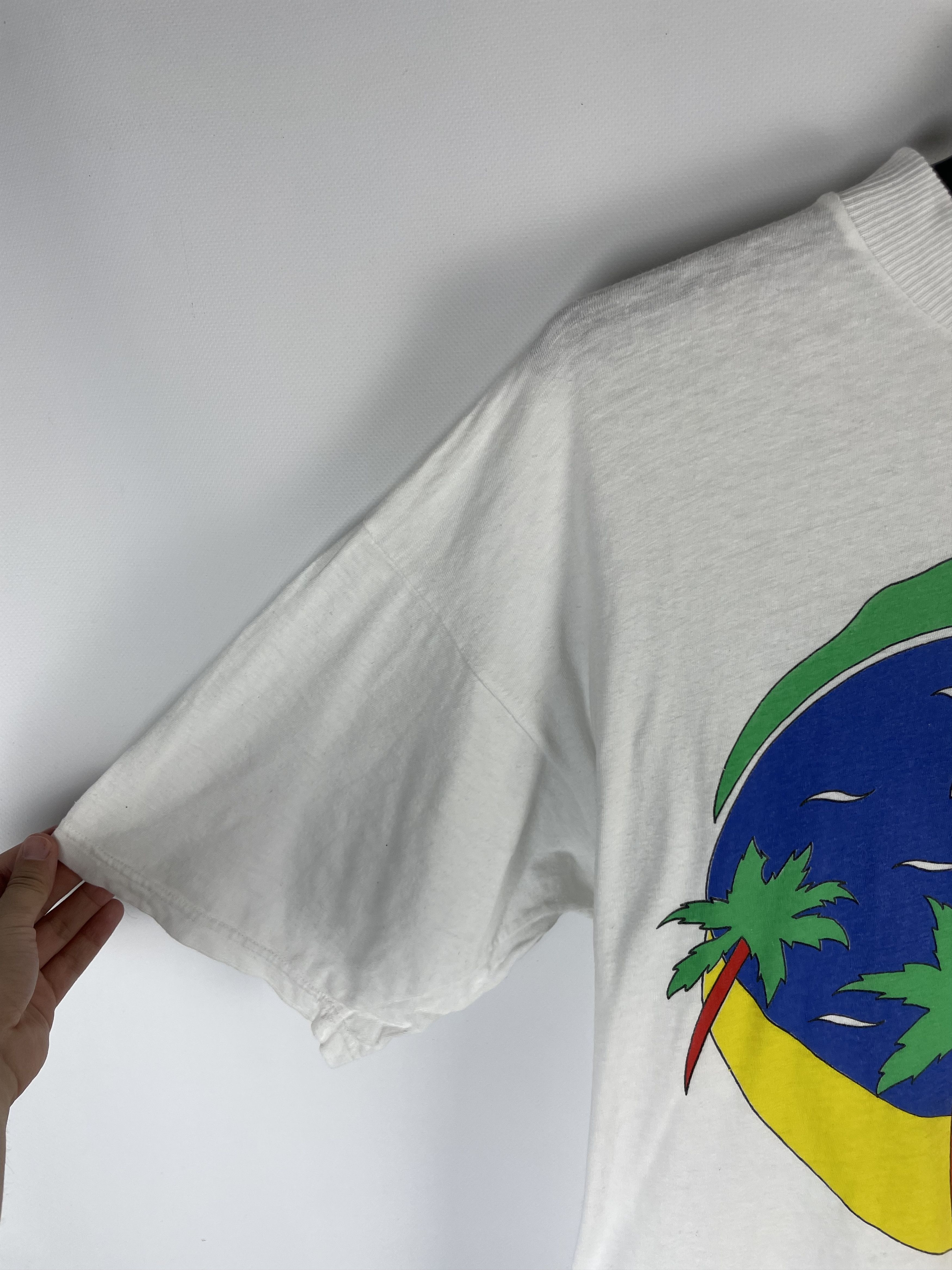 Vintage Vintage 90S Tee Size US XL / EU 56 / 4 - 7 Thumbnail