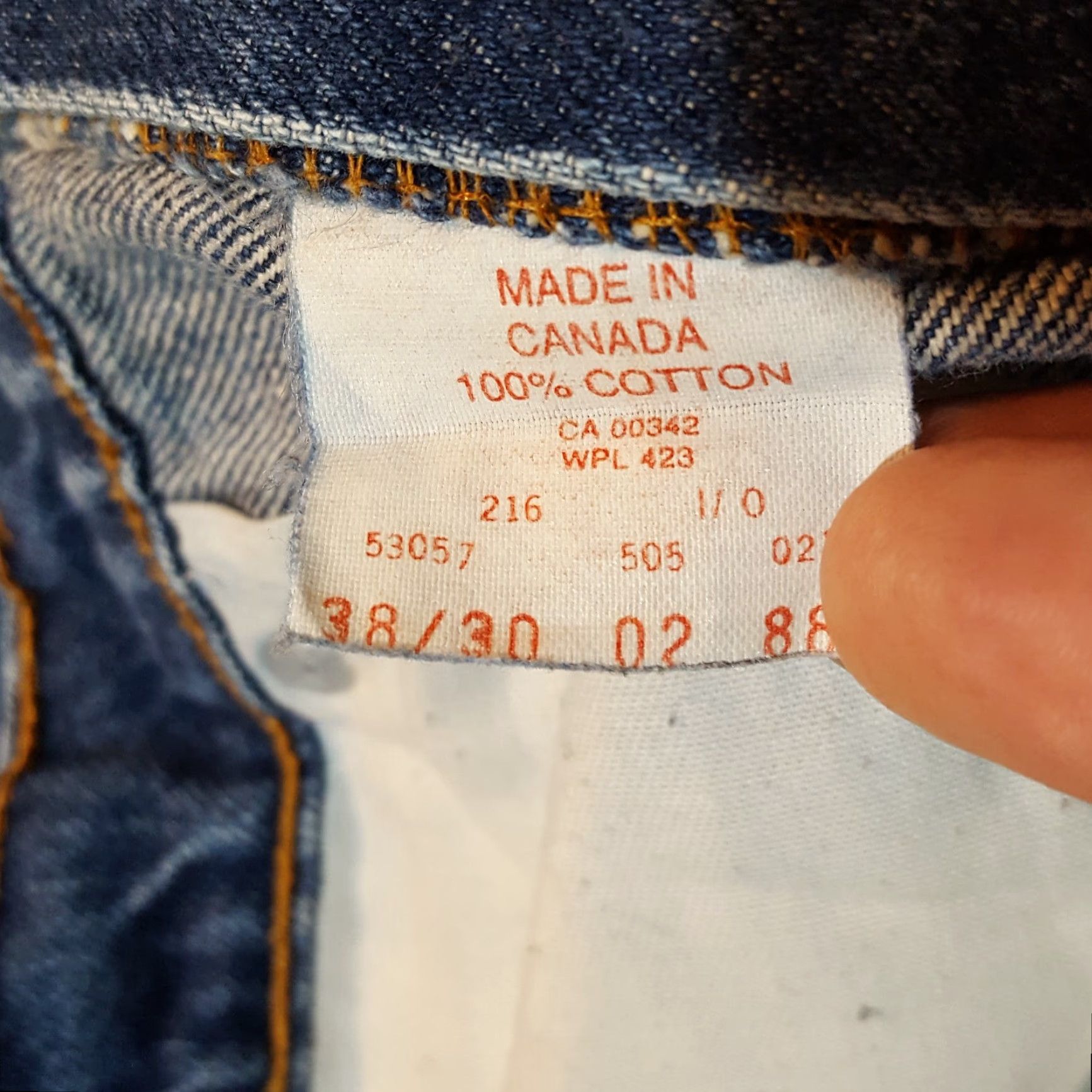 Levi's VINTAGE Levi's 505 Jeans Men's Size 38x30 Regular Fit Straight Leg Denim Blue 80s 90s Punk Rock Grunge Y2K Canada Size US 38 / EU 54 - 7 Thumbnail