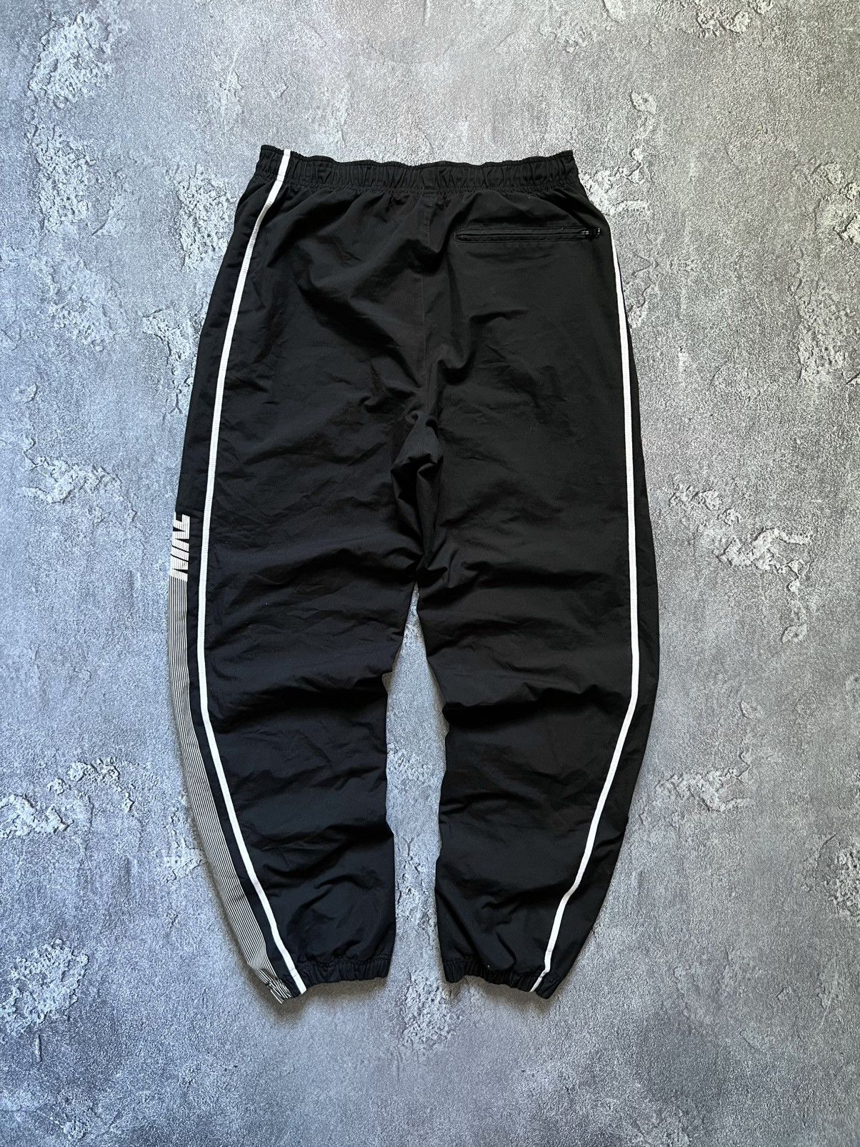 Nike Vintage Nike Nylon Track Pants Drill Double Swoosh Striped M Size US 34 / EU 50 - 9 Thumbnail