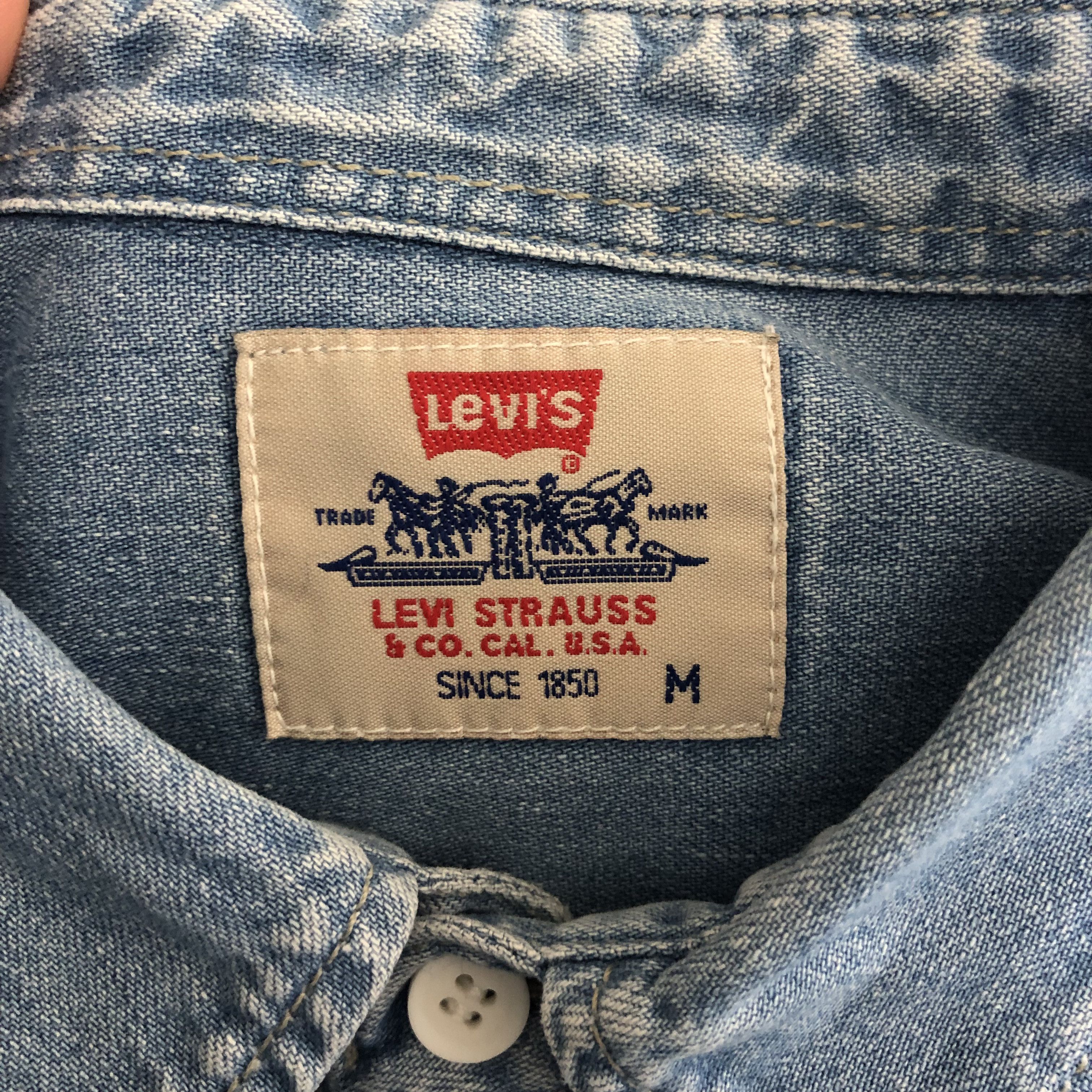 Levi's Levi’s Vintage Denim Shirt Blue size M Size US M / EU 48-50 / 2 - 8 Thumbnail
