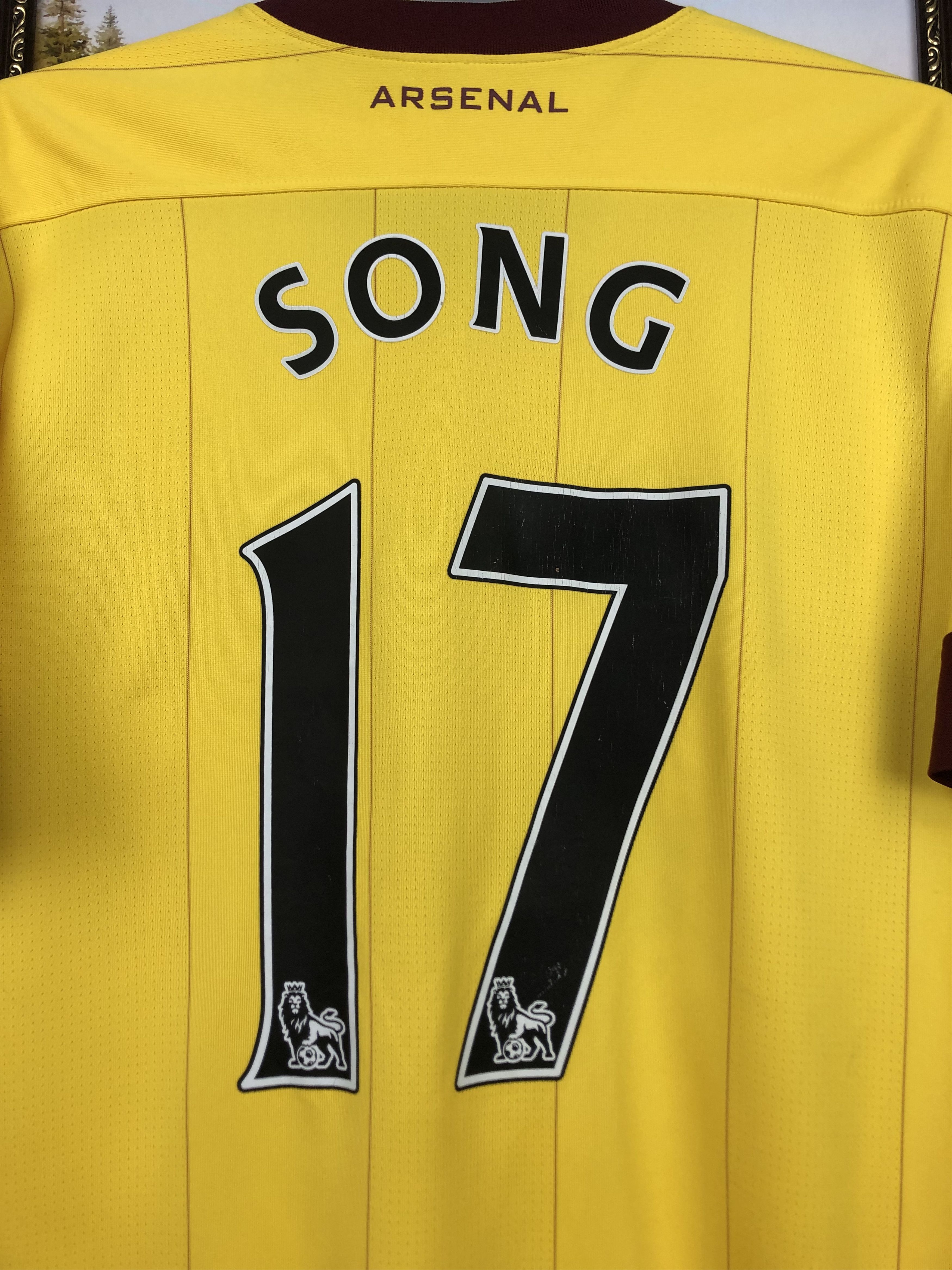 Nike Arsenal football shirt 2010 Soccer Song Nike Jersey Tee Hype Size US M / EU 48-50 / 2 - 3 Thumbnail