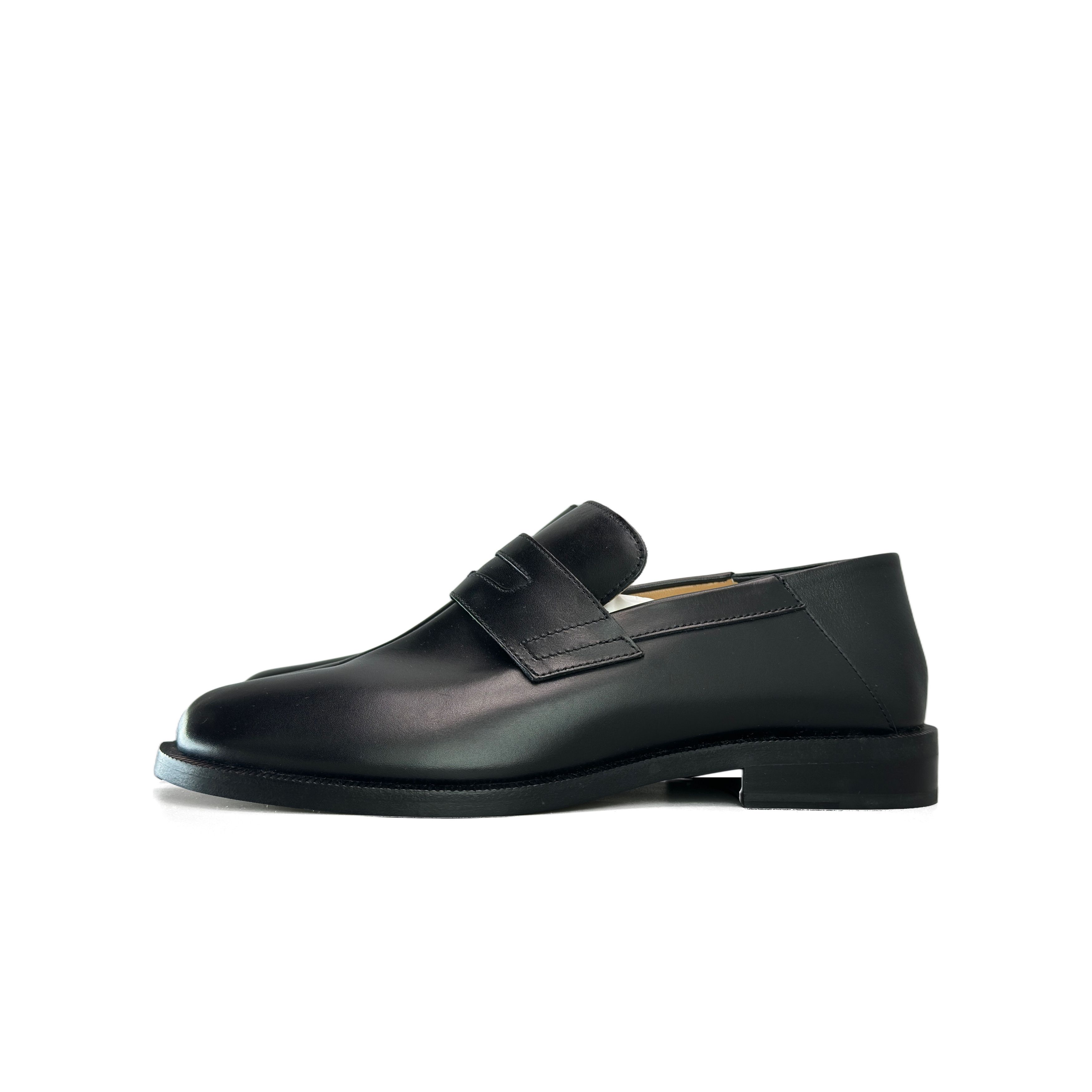 Maison Margiela Margiela X Tommy Cash Bread Loafers | Grailed