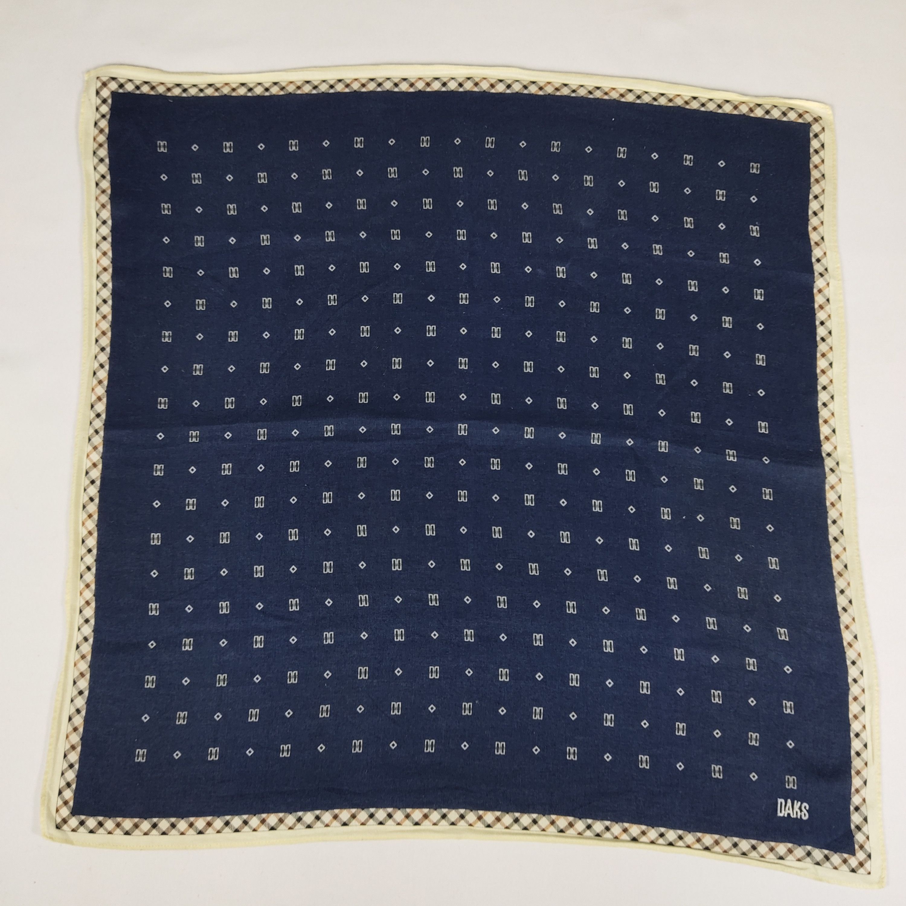 DAKS × Vintage Daks Handkerchief / Neckerchief / Bandana FZ637 Size ONE SIZE - 3 Thumbnail