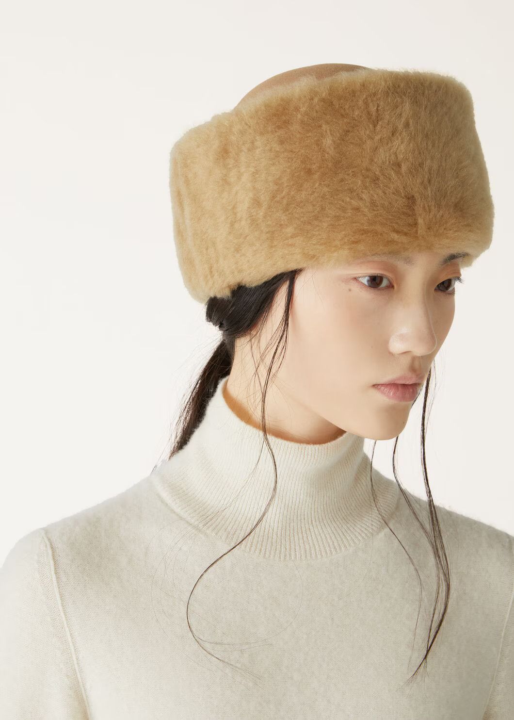 Loro Piana o1srvl11e0126 FAO3476 Size: OS / Hat / Cap in Light Tan Size ONE SIZE - 2 Thumbnail