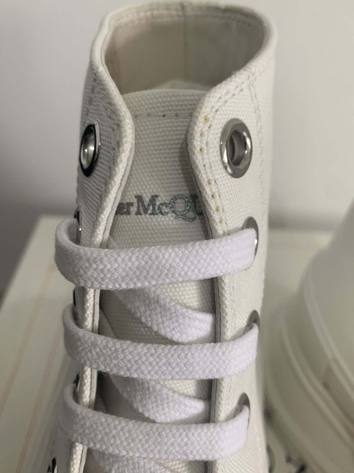 Alexander McQueen BNWB Alexander McQueen sneakers Size US 7 / EU 40 - 5 Thumbnail