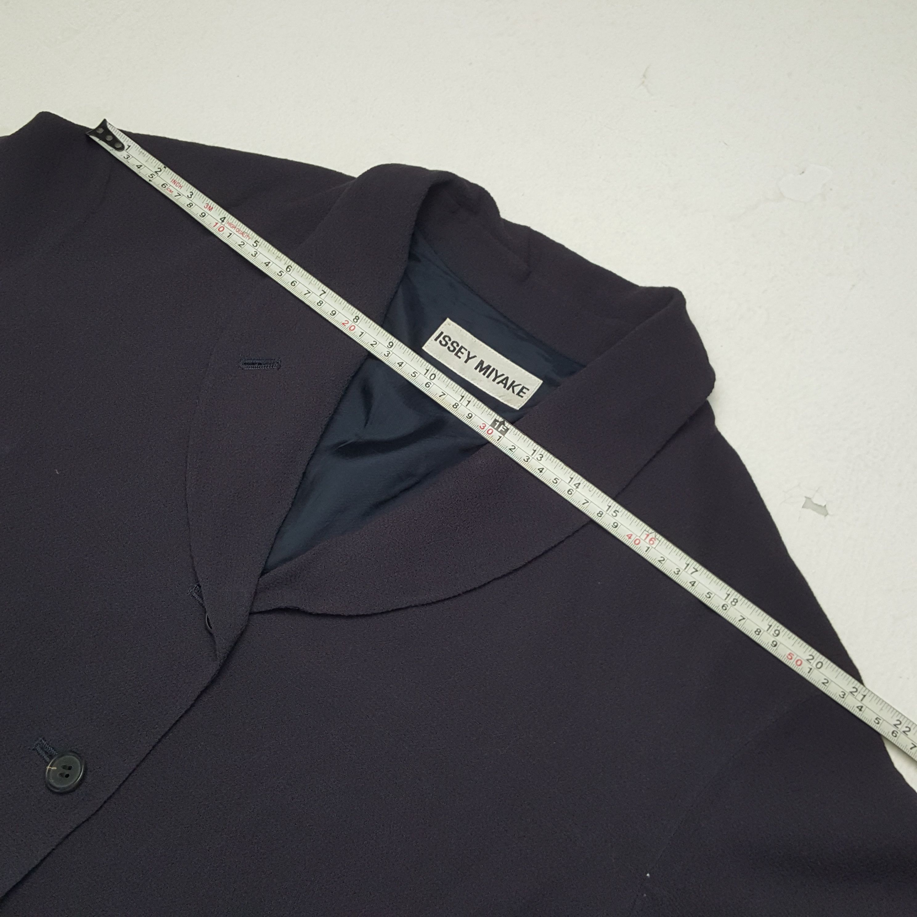 Issey Miyake × Japanese Brand × Vintage Vintage Issey Miyake Japanese Designer Coat Jacket Size US L / EU 52-54 / 3 - 5 Thumbnail
